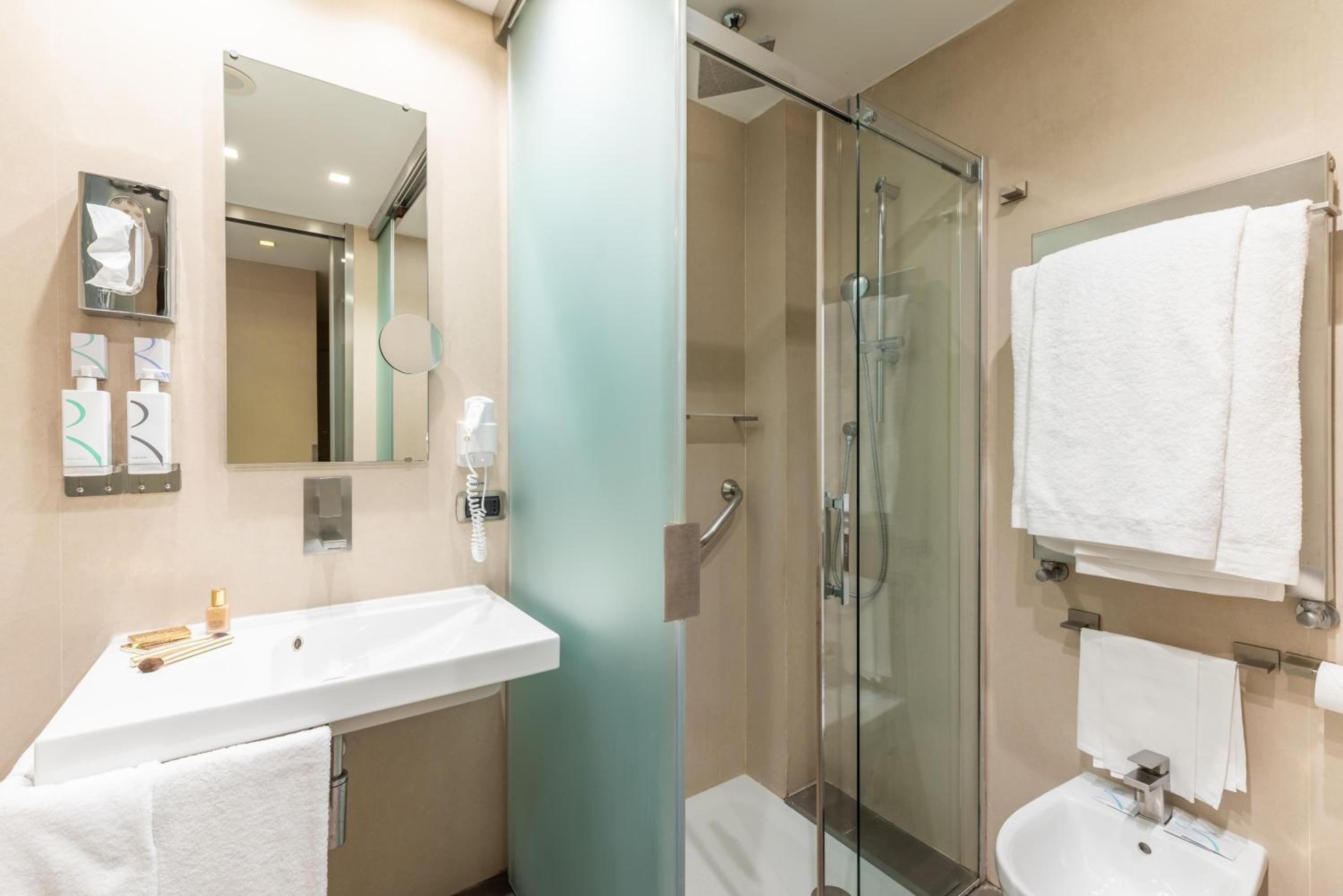Comfort King Room