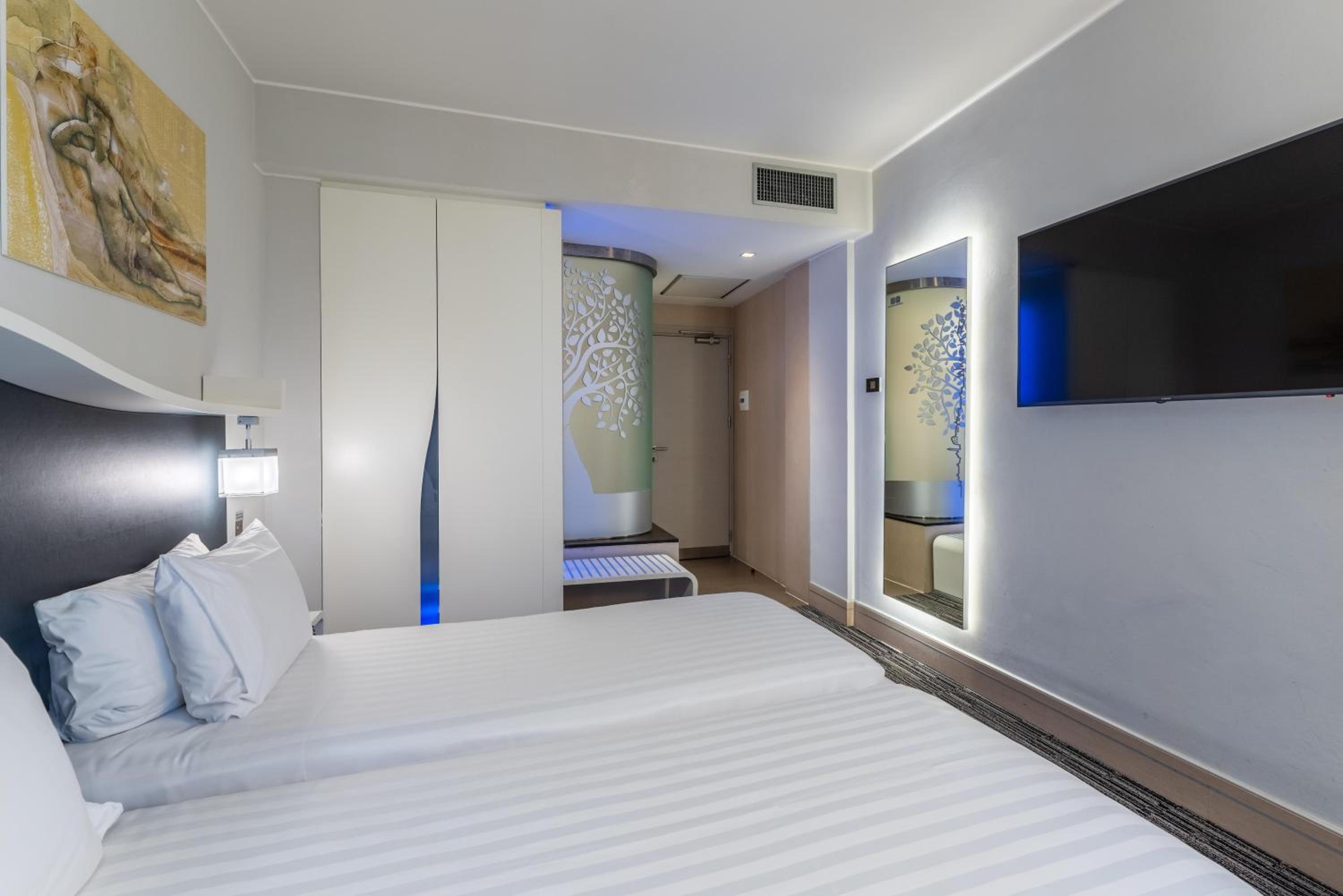 Comfort Twin Room