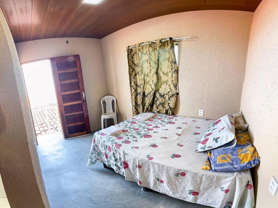 Five-Bedroom House photo 3