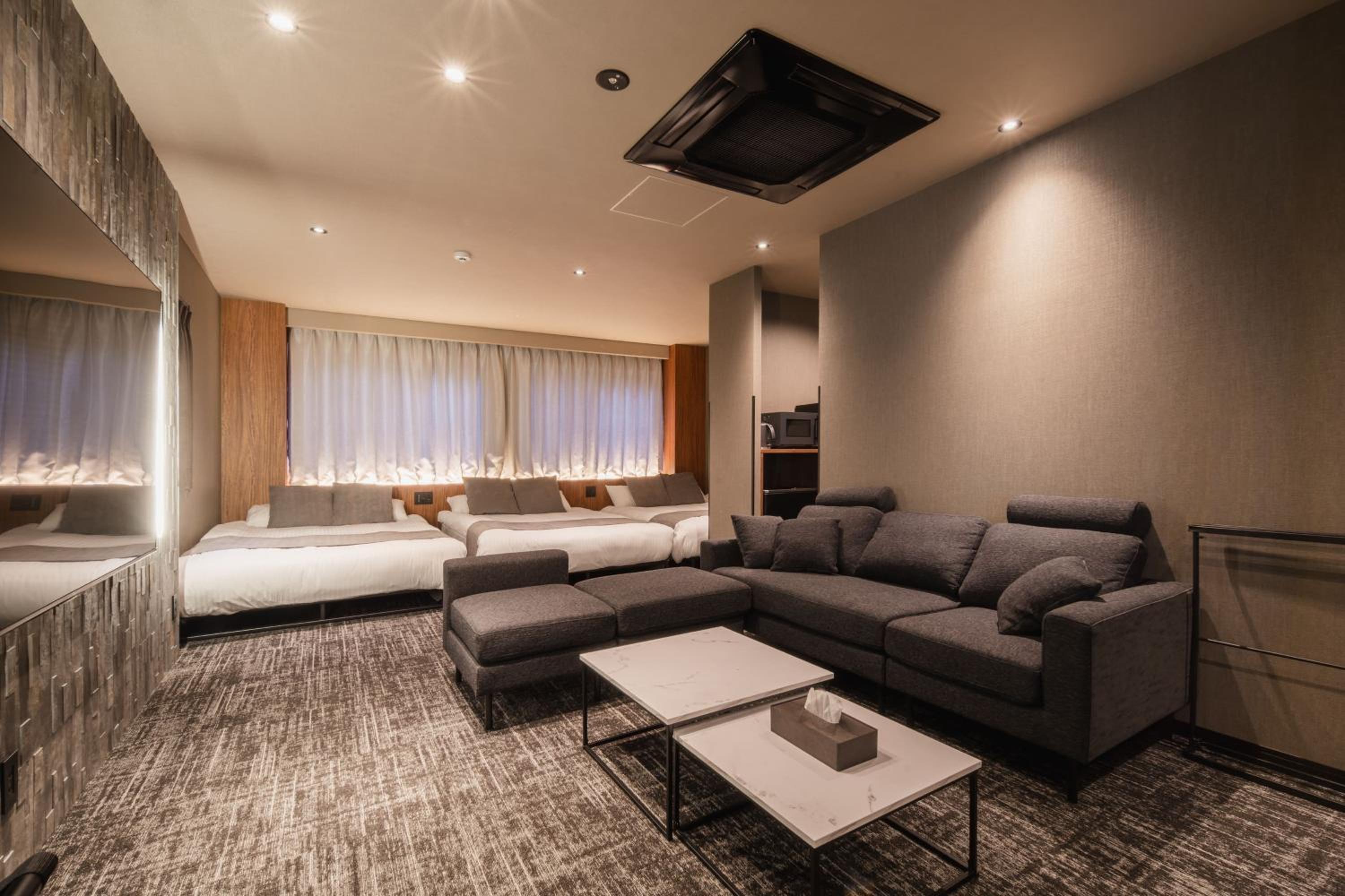 Deluxe Triple Room - Photo 1