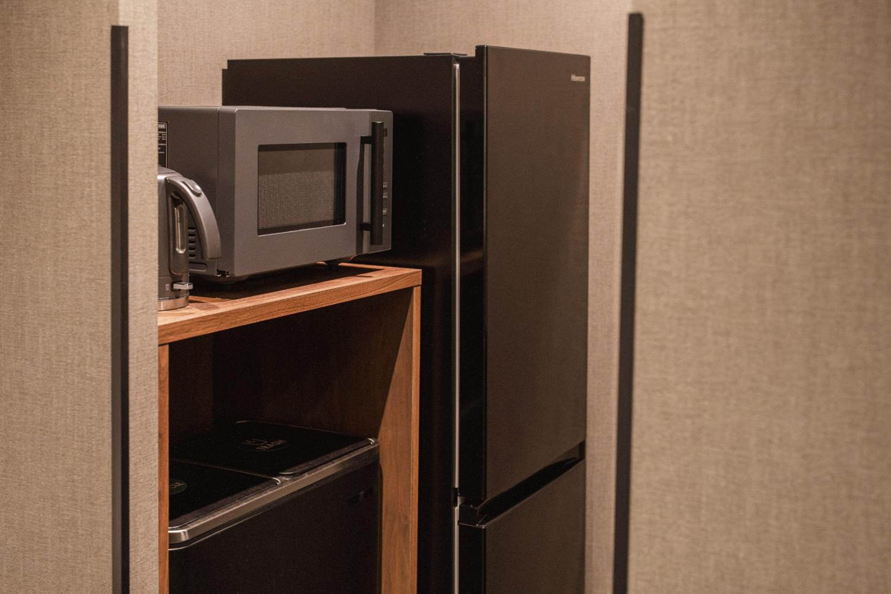 Deluxe Triple Room - Photo 17
