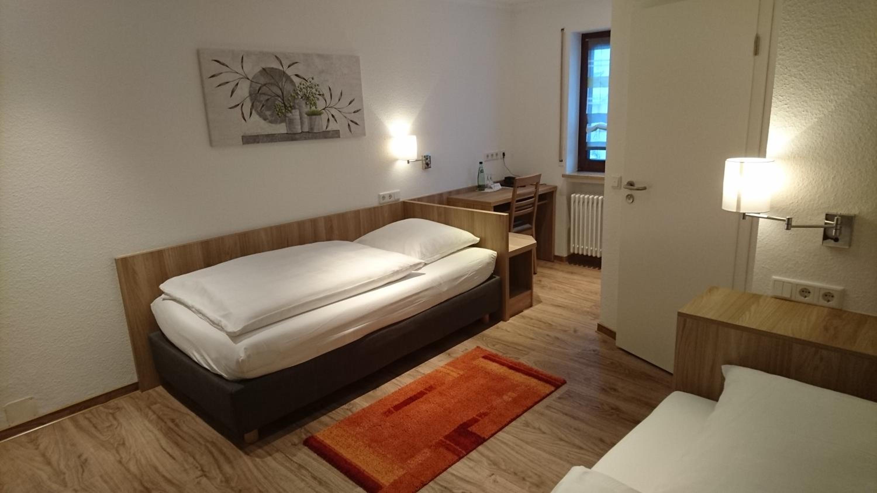 Double Room - Single Use photo 3