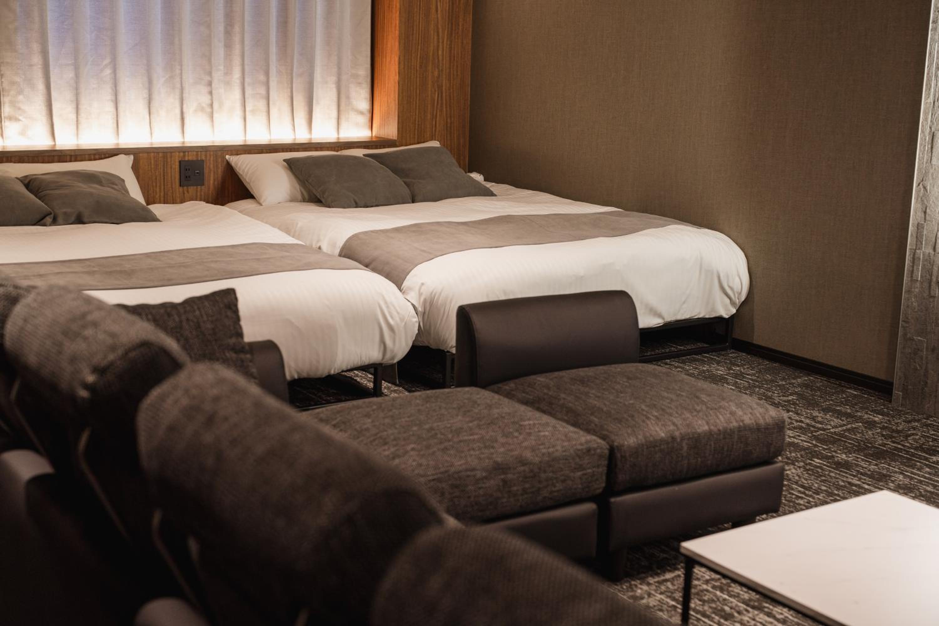 Deluxe Triple Room - Photo 8