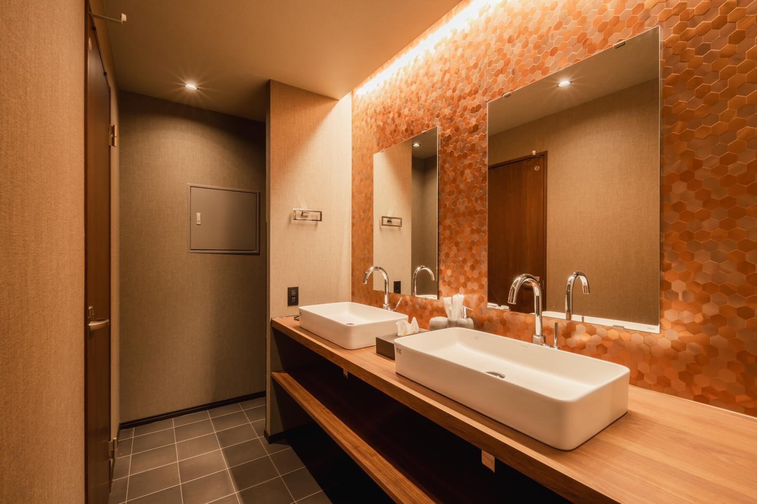 Deluxe Triple Room - Photo 7
