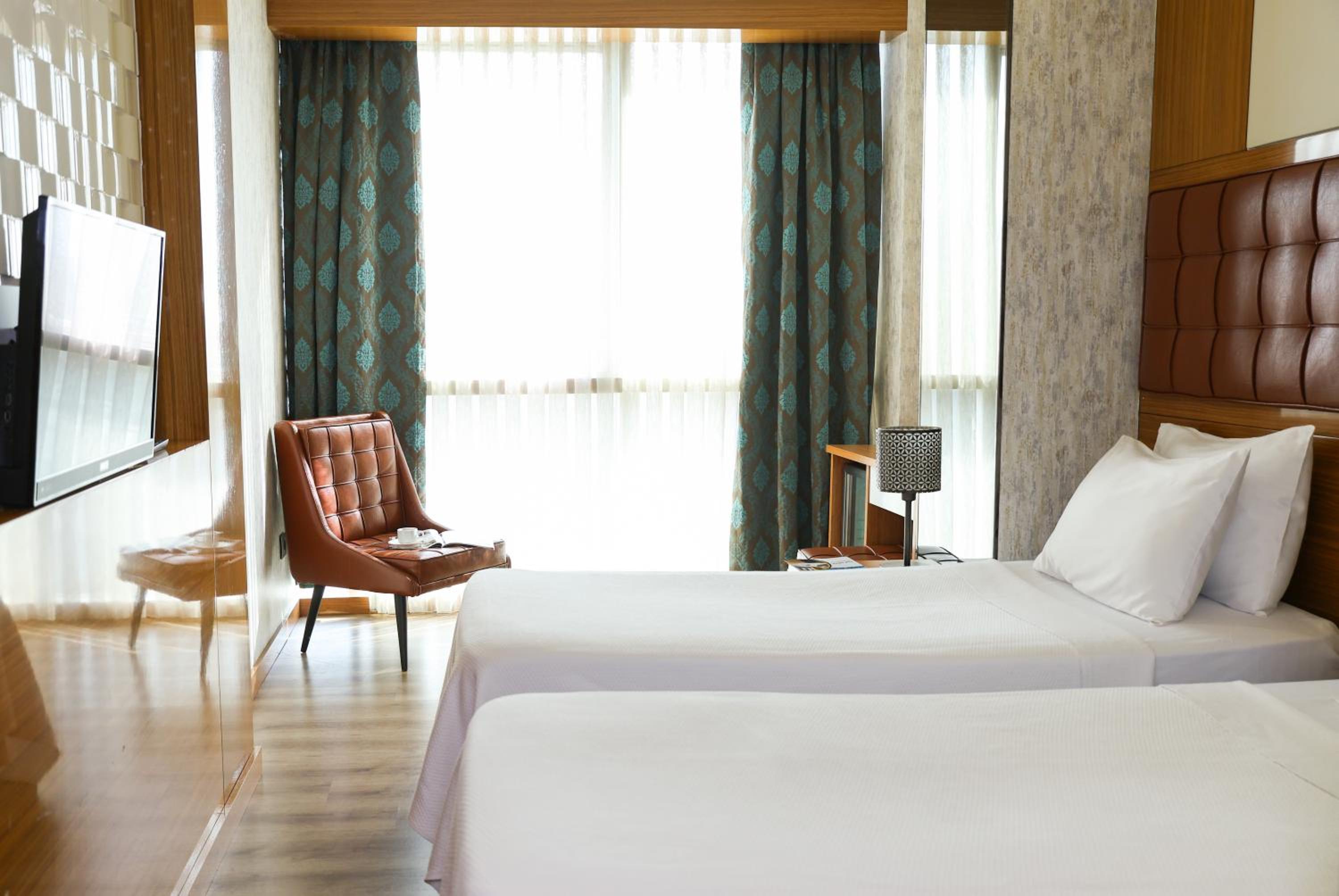 Standard Twin Room photo 3