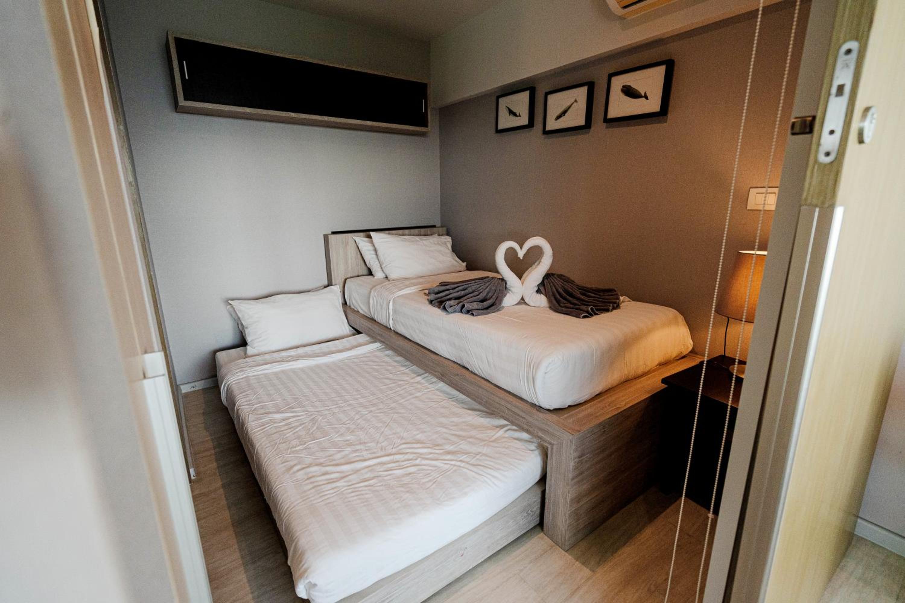 Two-Bedroom Suite - Photo 6