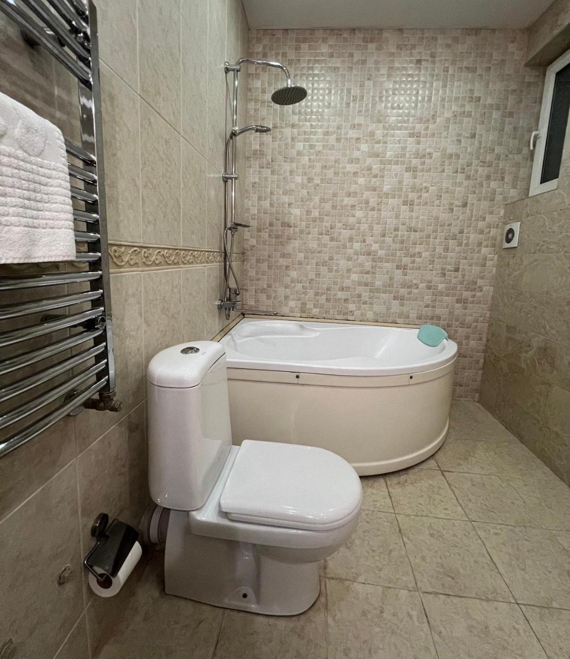 Triple Room with City View - Photo 6