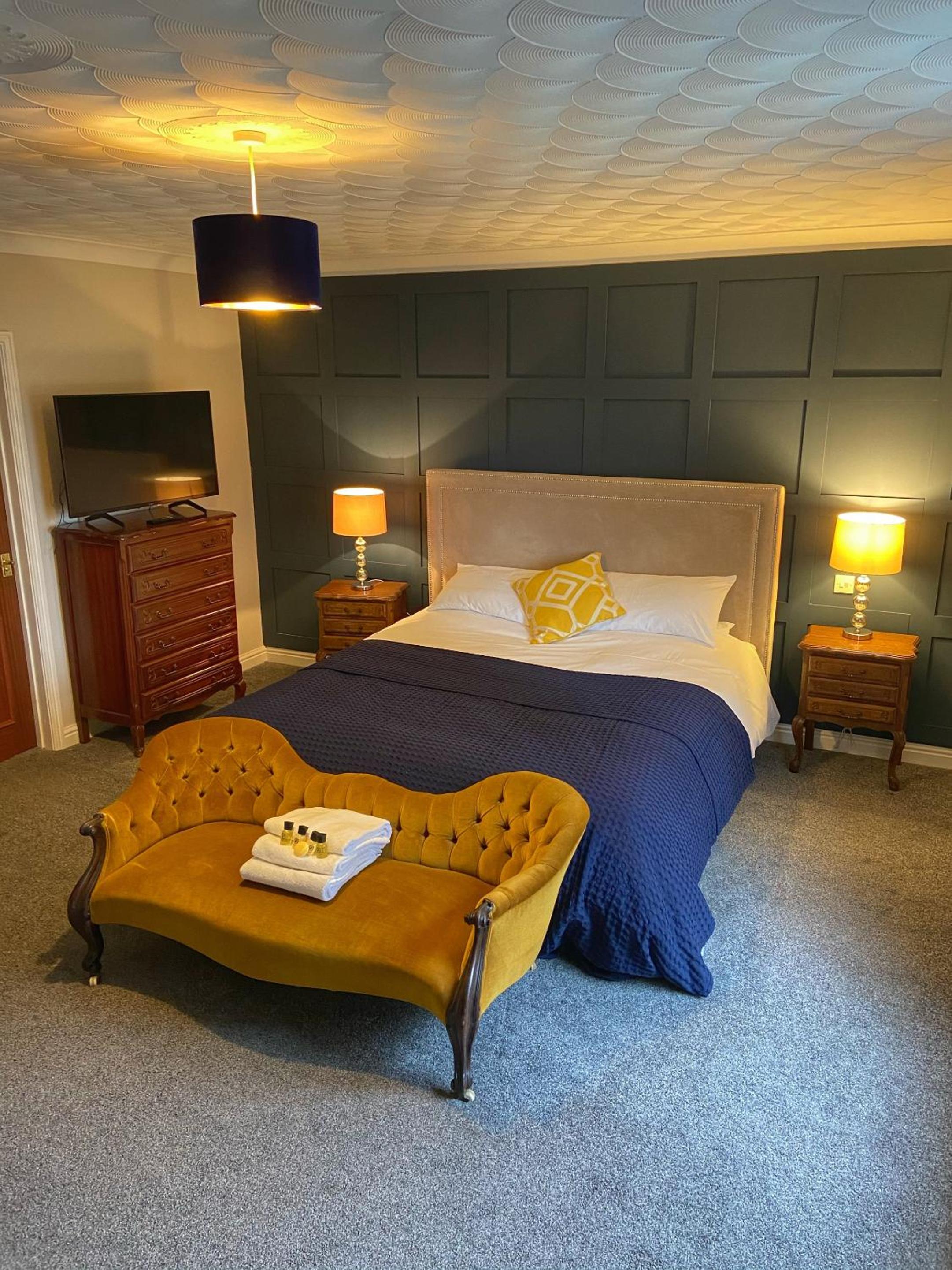 One-Bedroom Suite photo 3