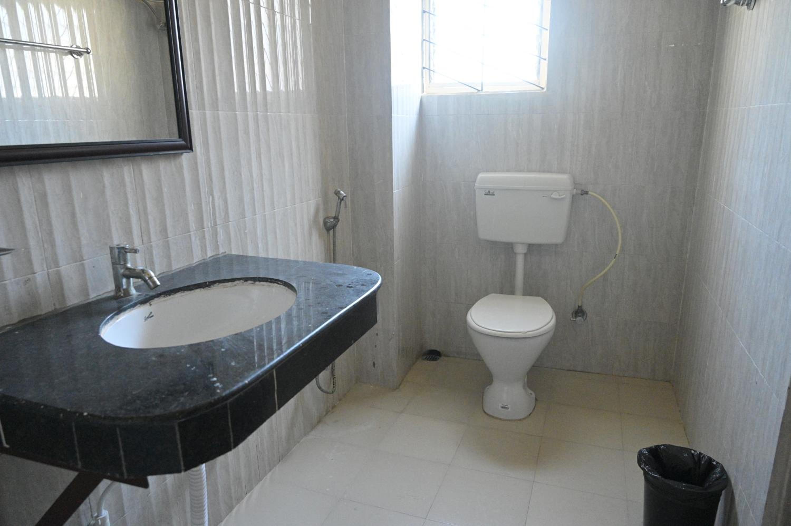 Deluxe Twin Room photo 2
