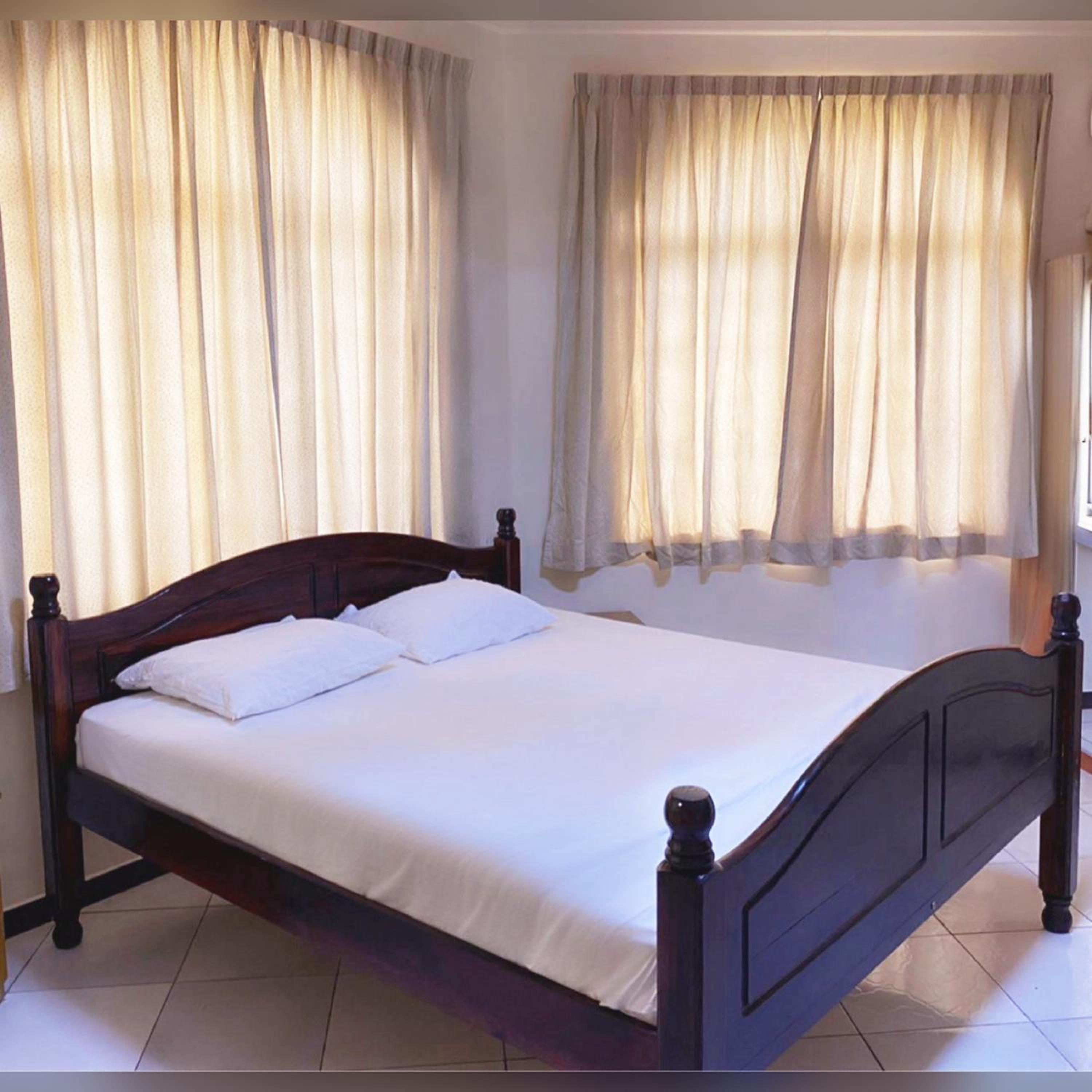 Three-Bedroom Villa photo 2