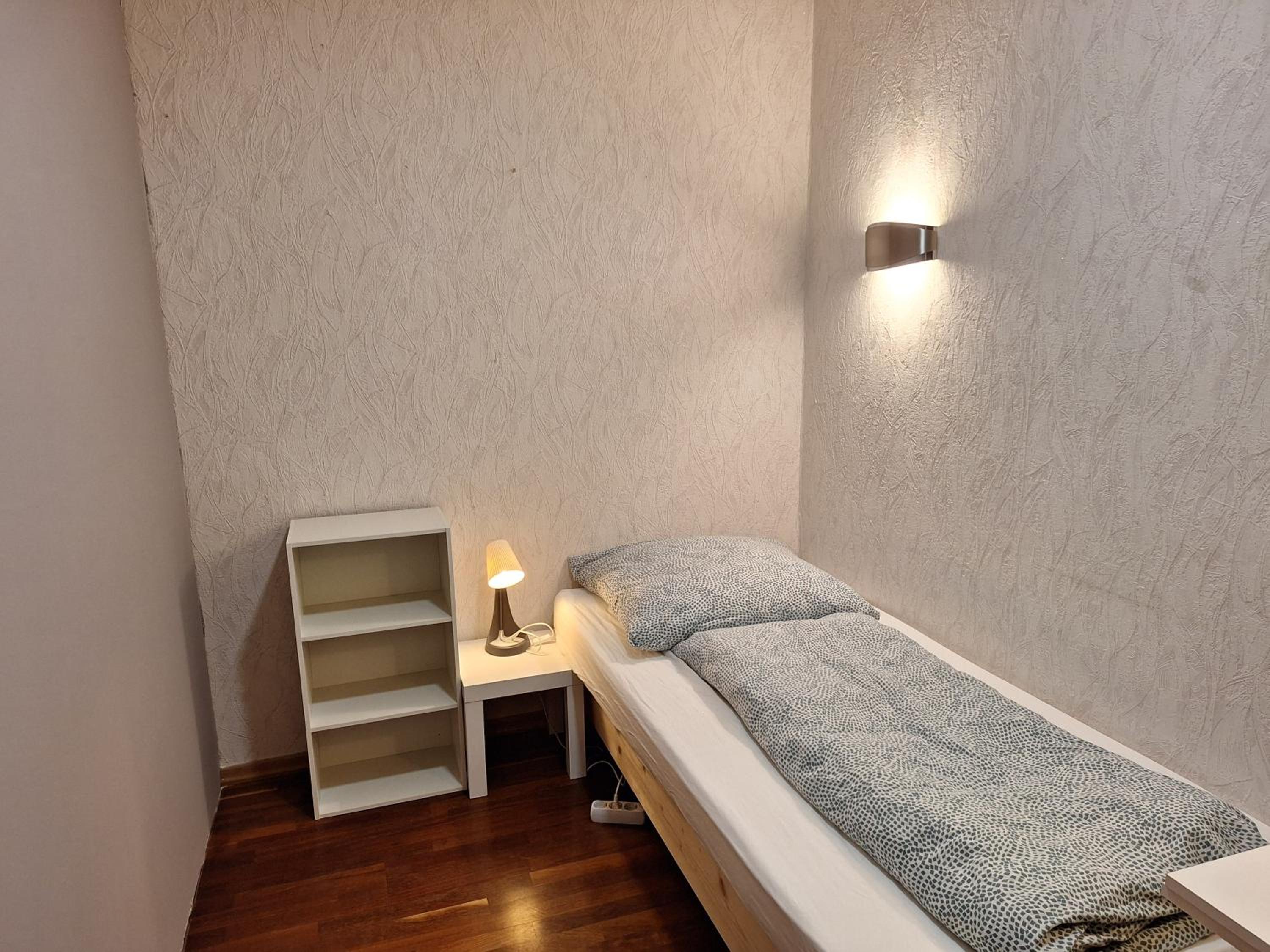 Budget Single Room photo 2