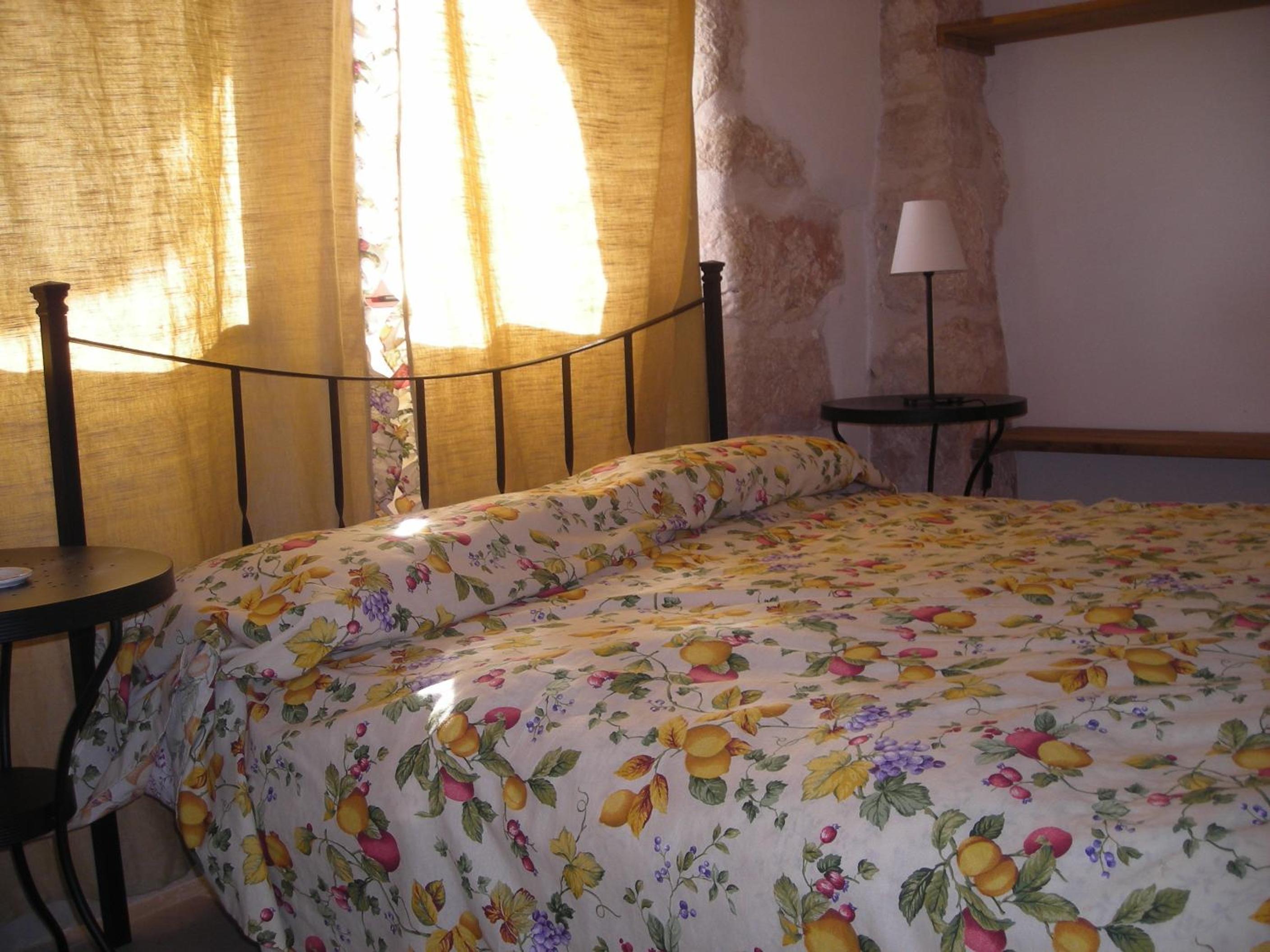 Double Room with Balcony (2 Adults + 1 Child) photo 3