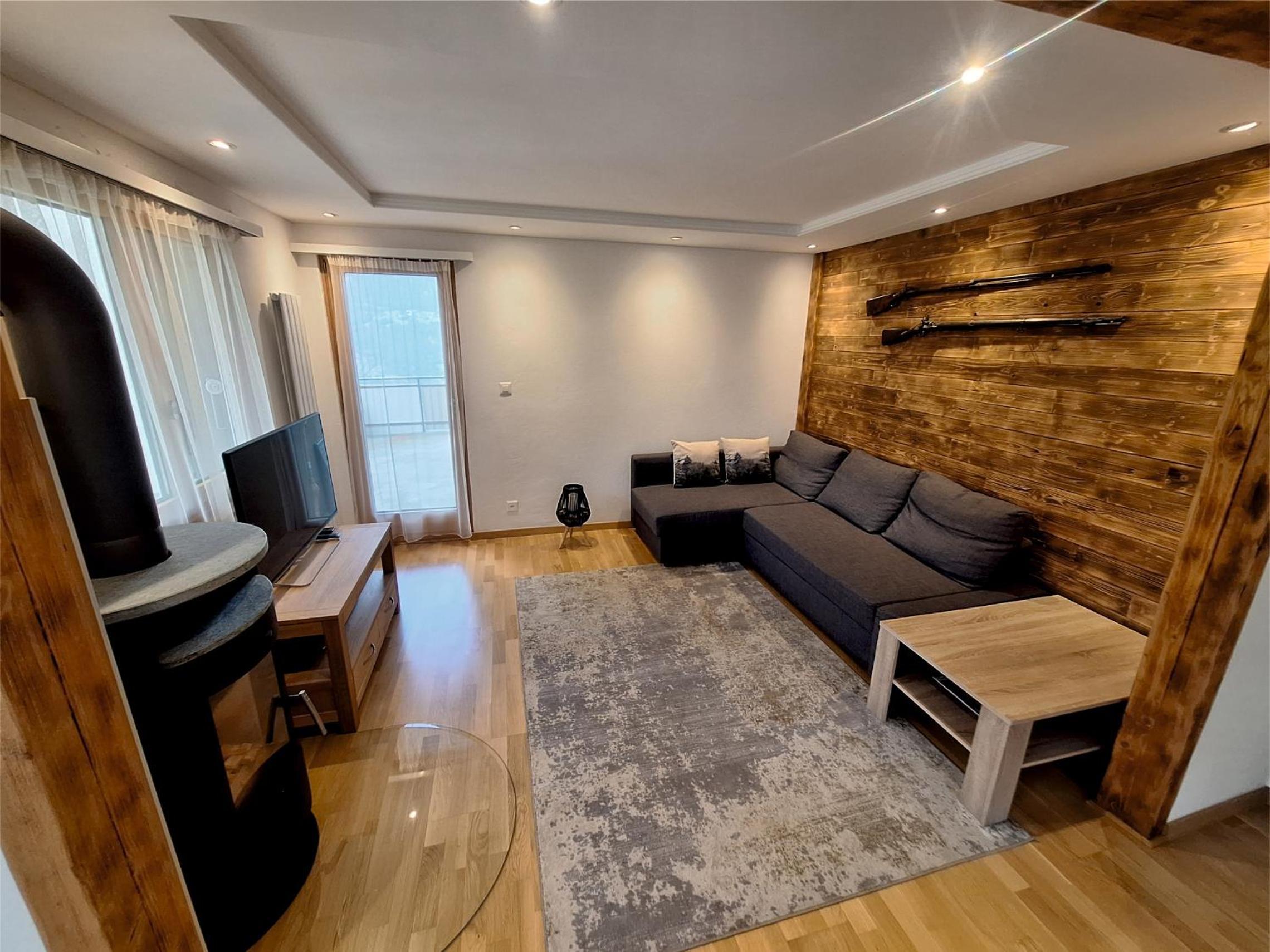 Three-Bedroom Apartment photo 1