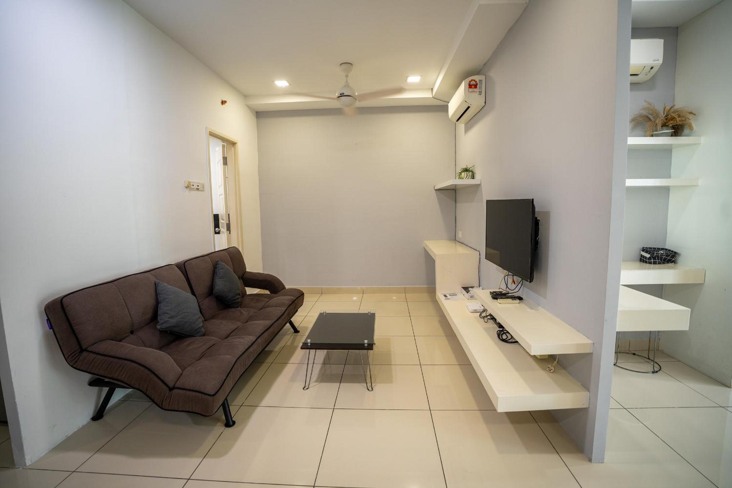 Studio Apartment with Sea View