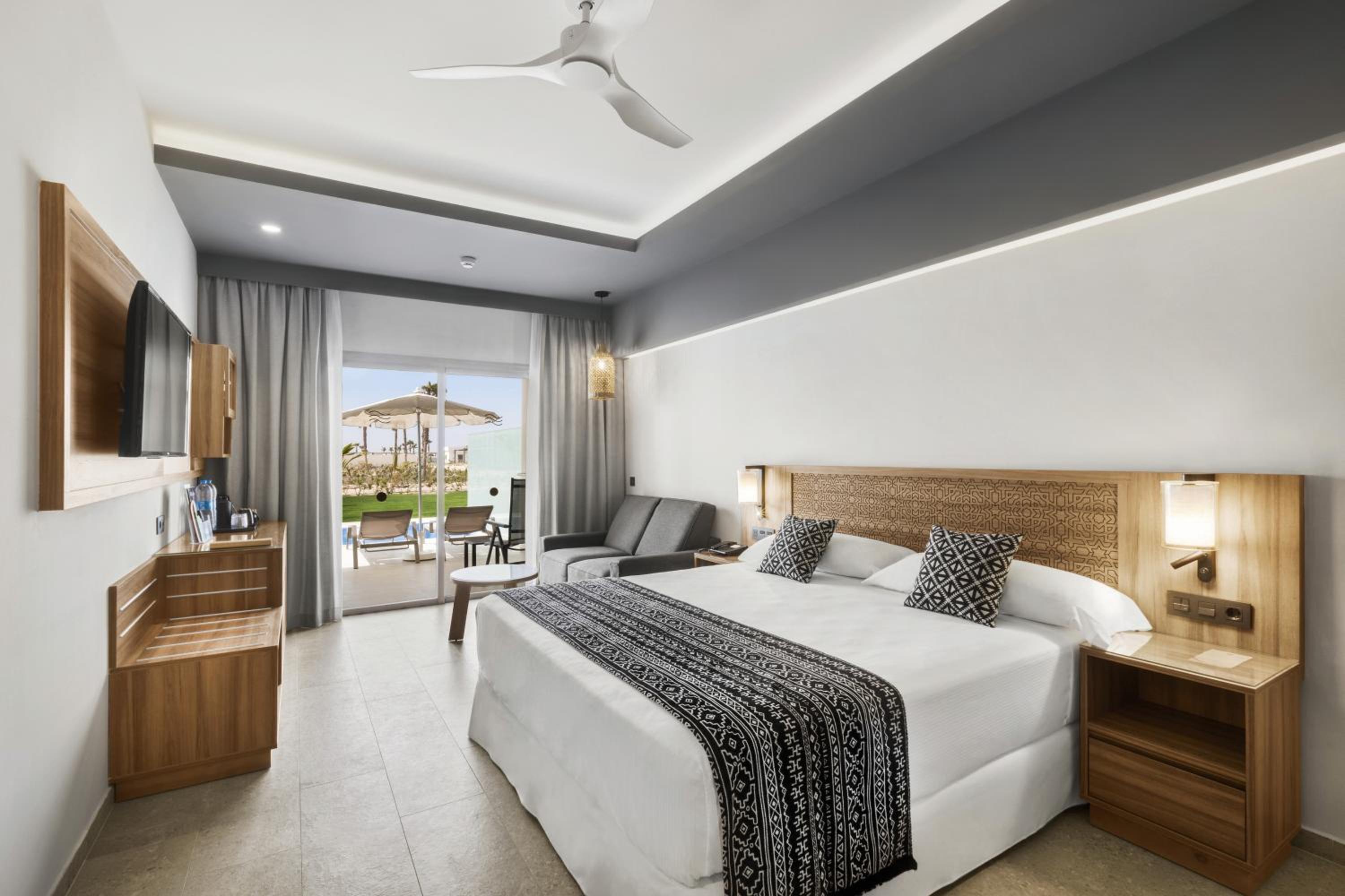 Double Room - Photo 3
