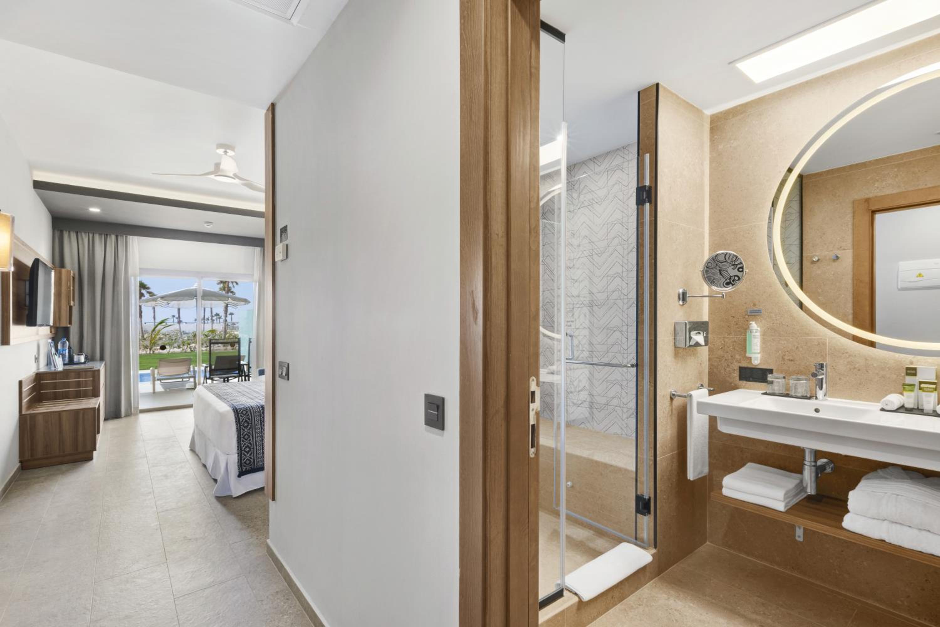 Double Room - Photo 4