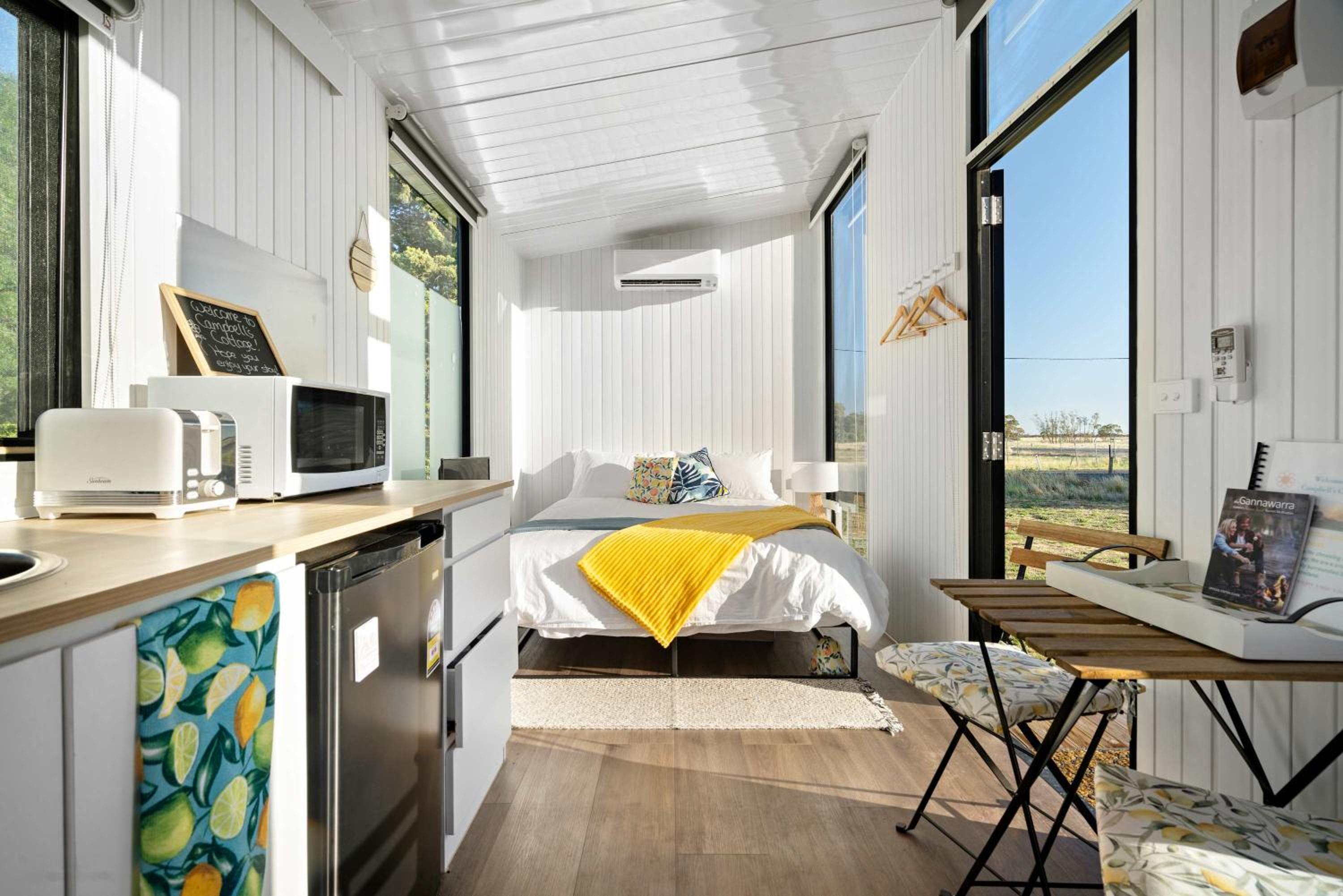 Mobile Home photo 1