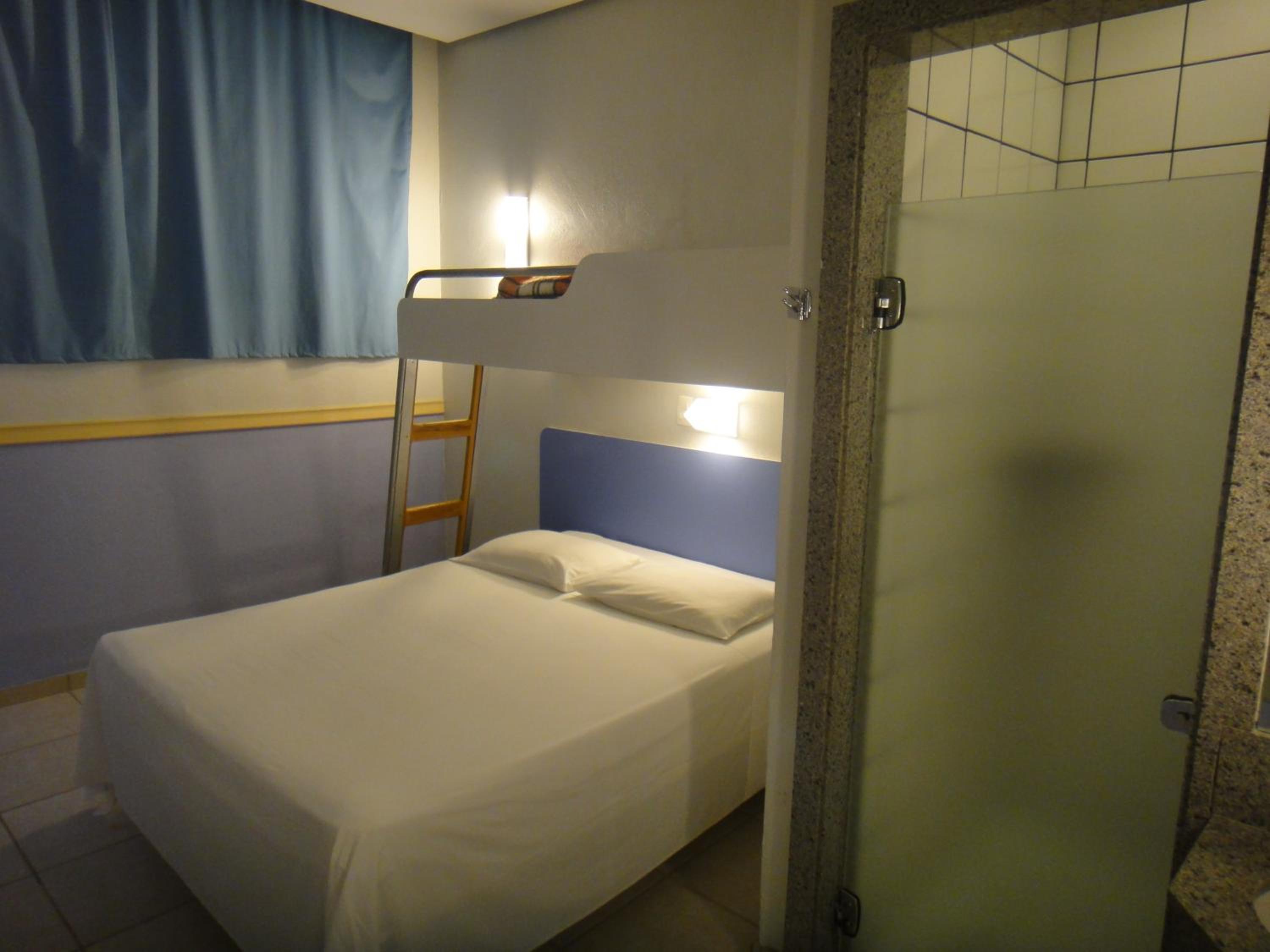 Budget Triple Room photo 3