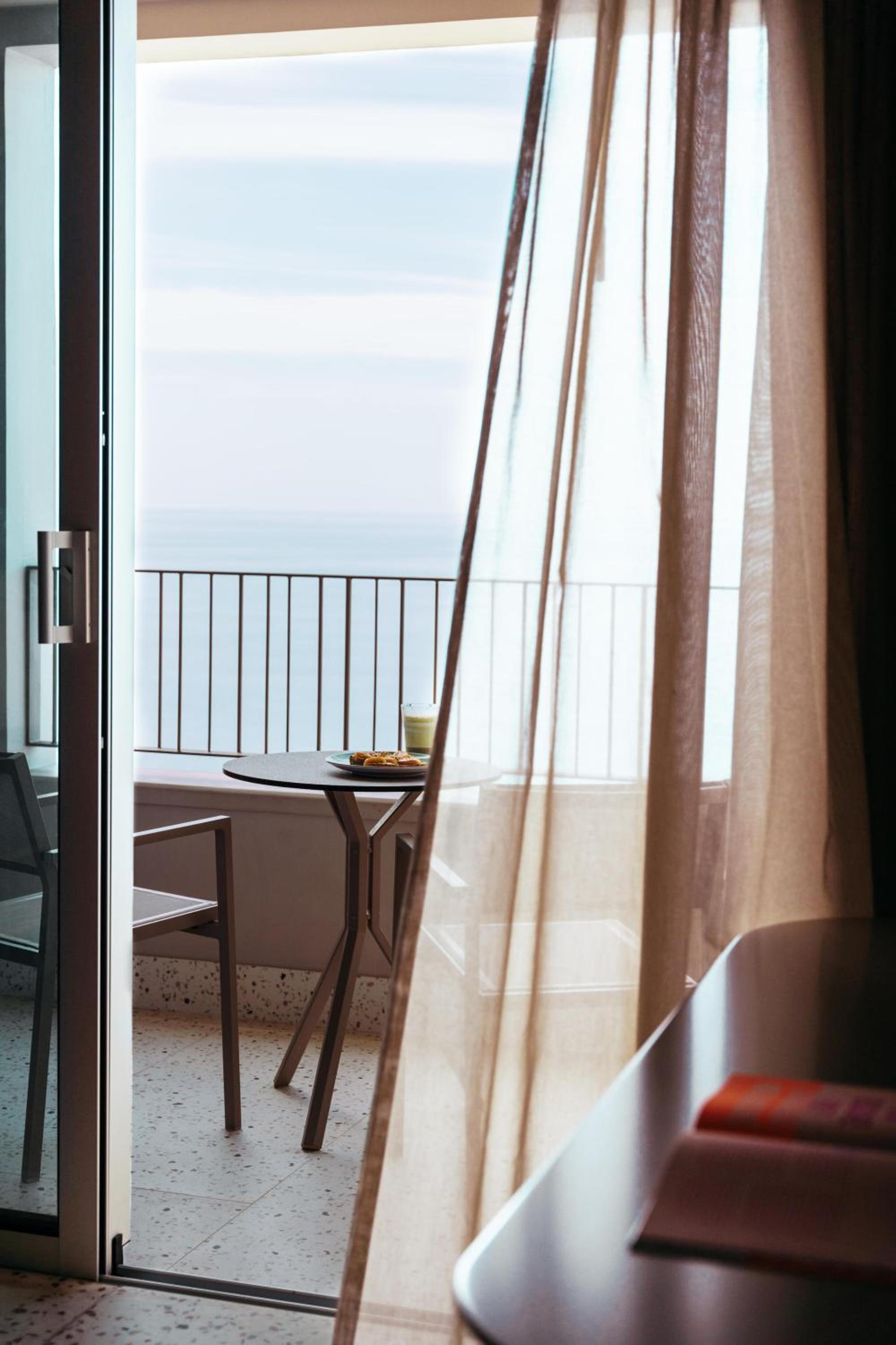 Ocean Room