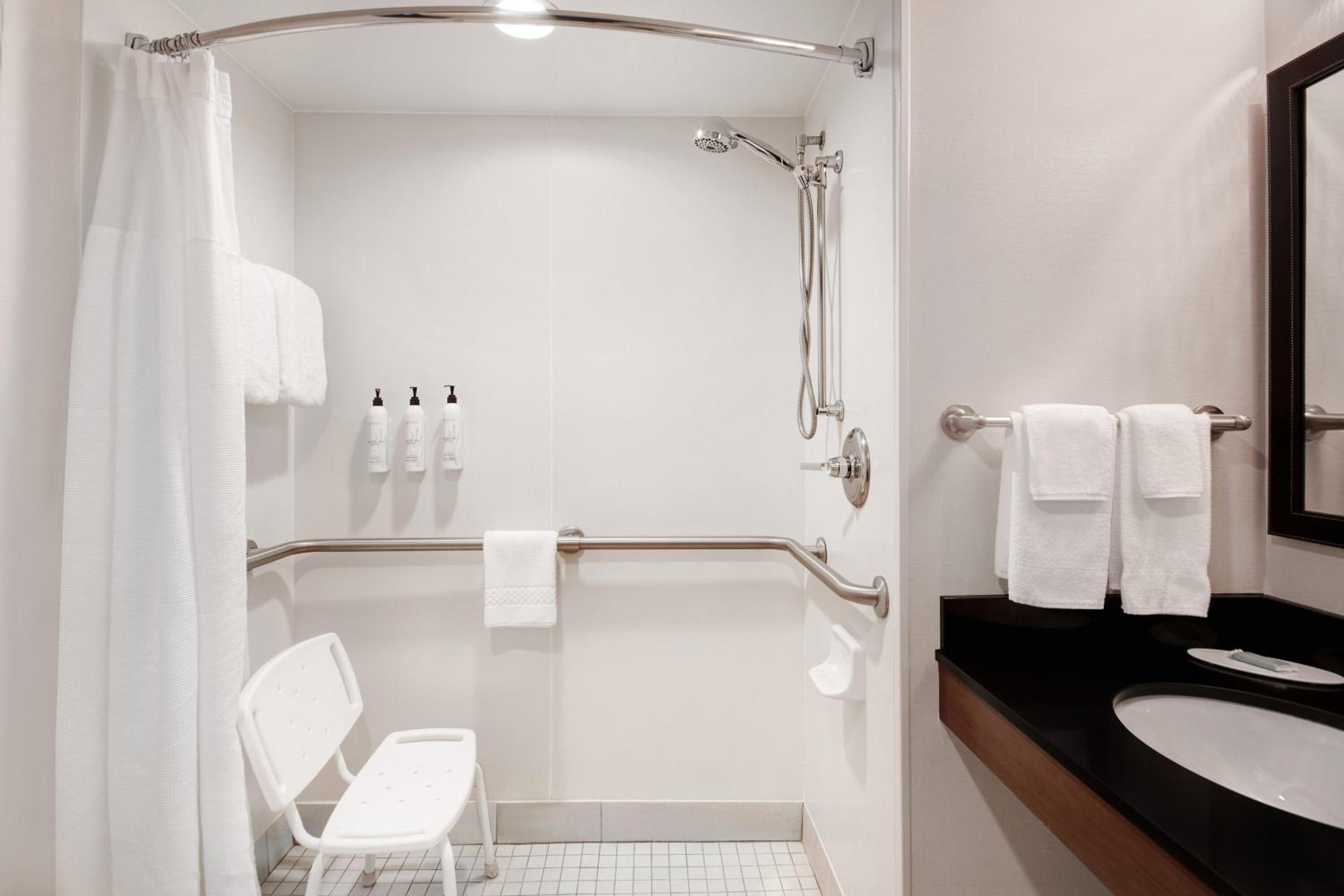 Queen Room with Roll-in Shower - Mobility and Hearing Accessible