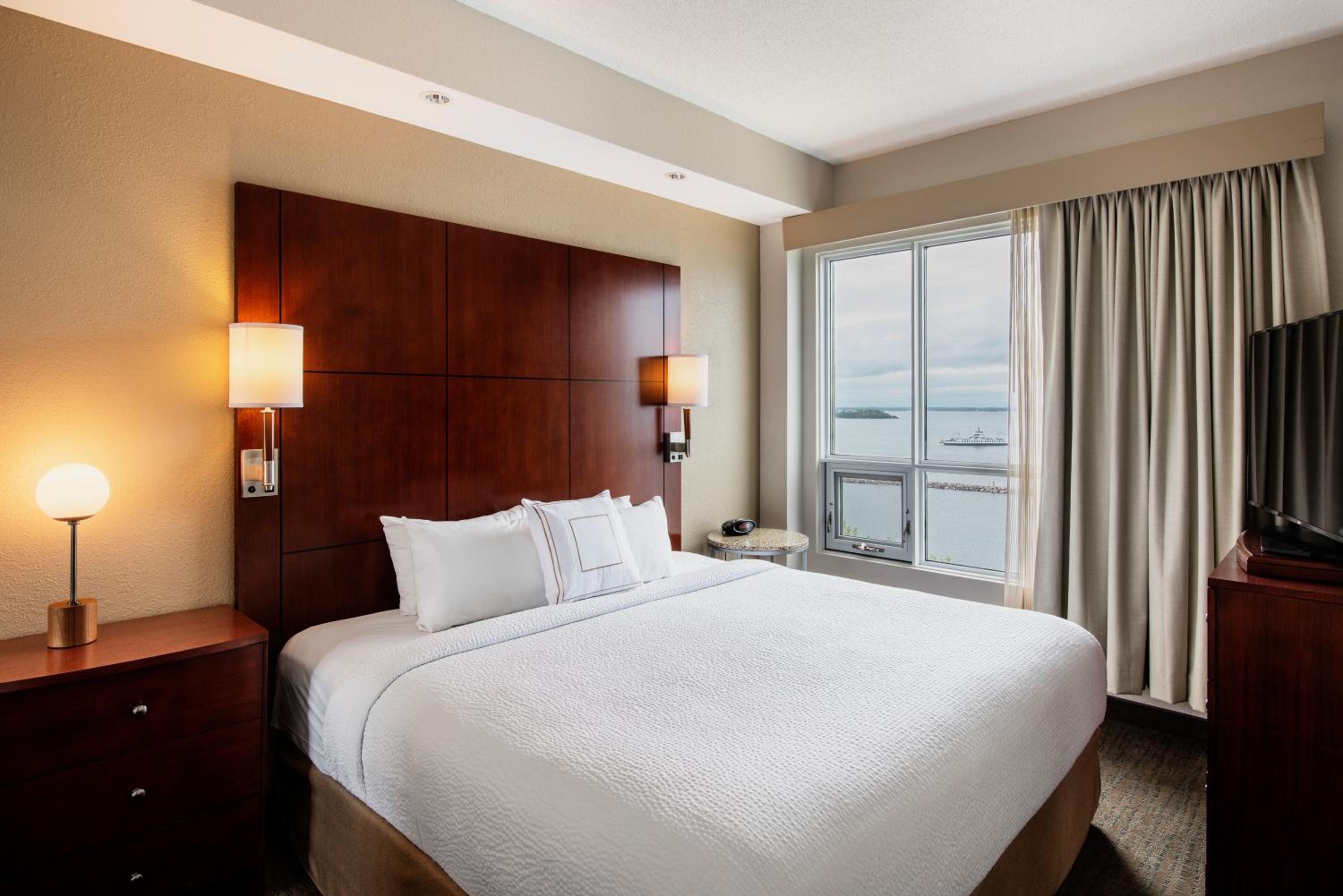 Two-Bedroom Suite - Photo 1