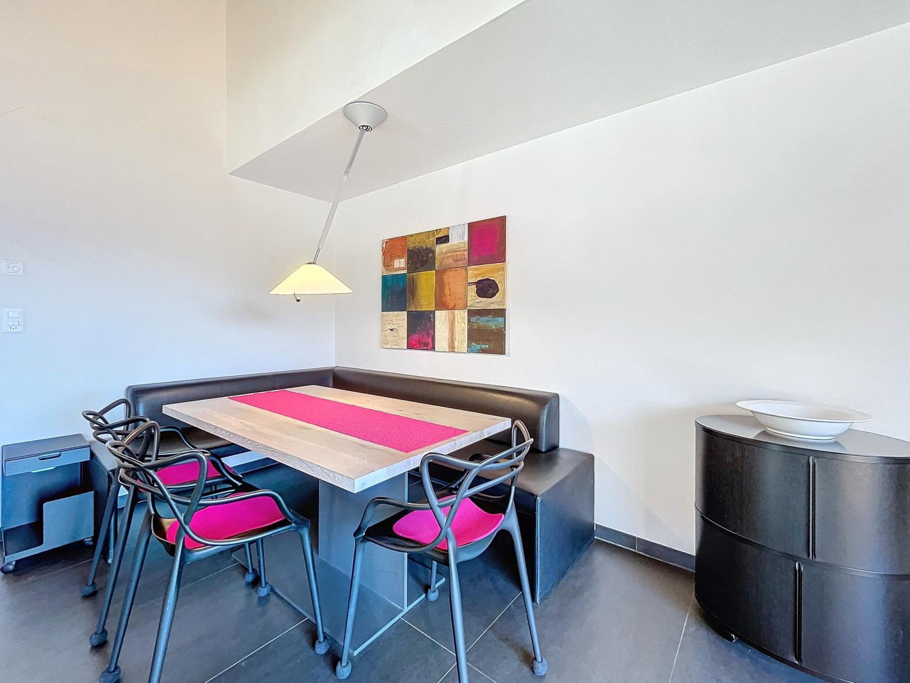 Apartment photo 2