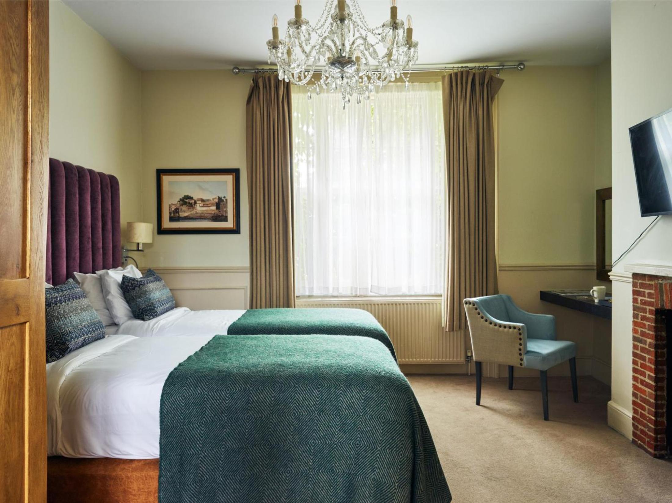 Deluxe Twin Room photo 2