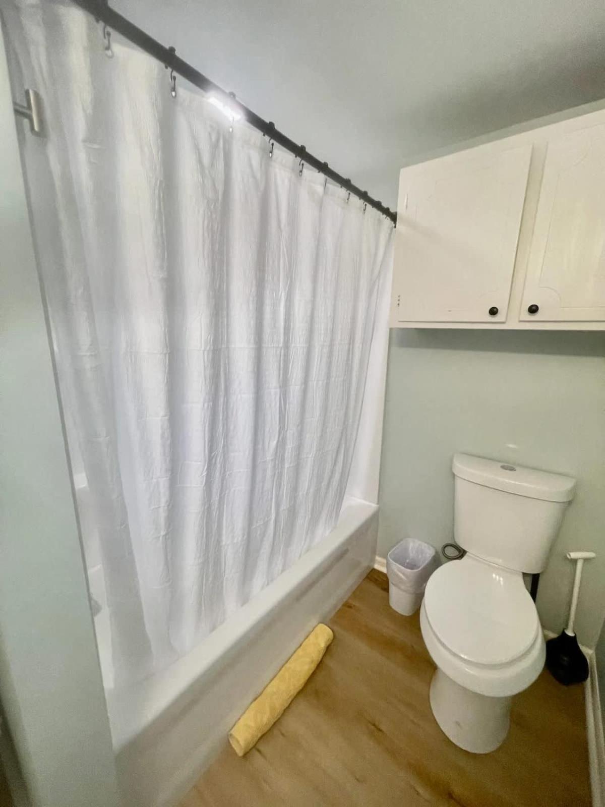 Apartment photo 2