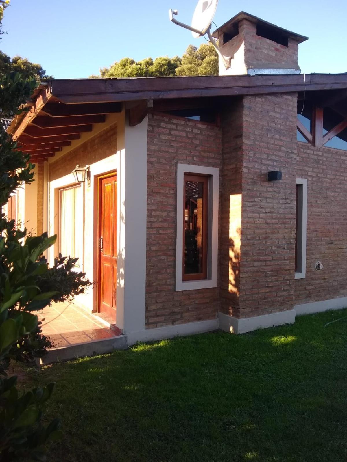 Deluxe Bungalow with Garden View photo 2