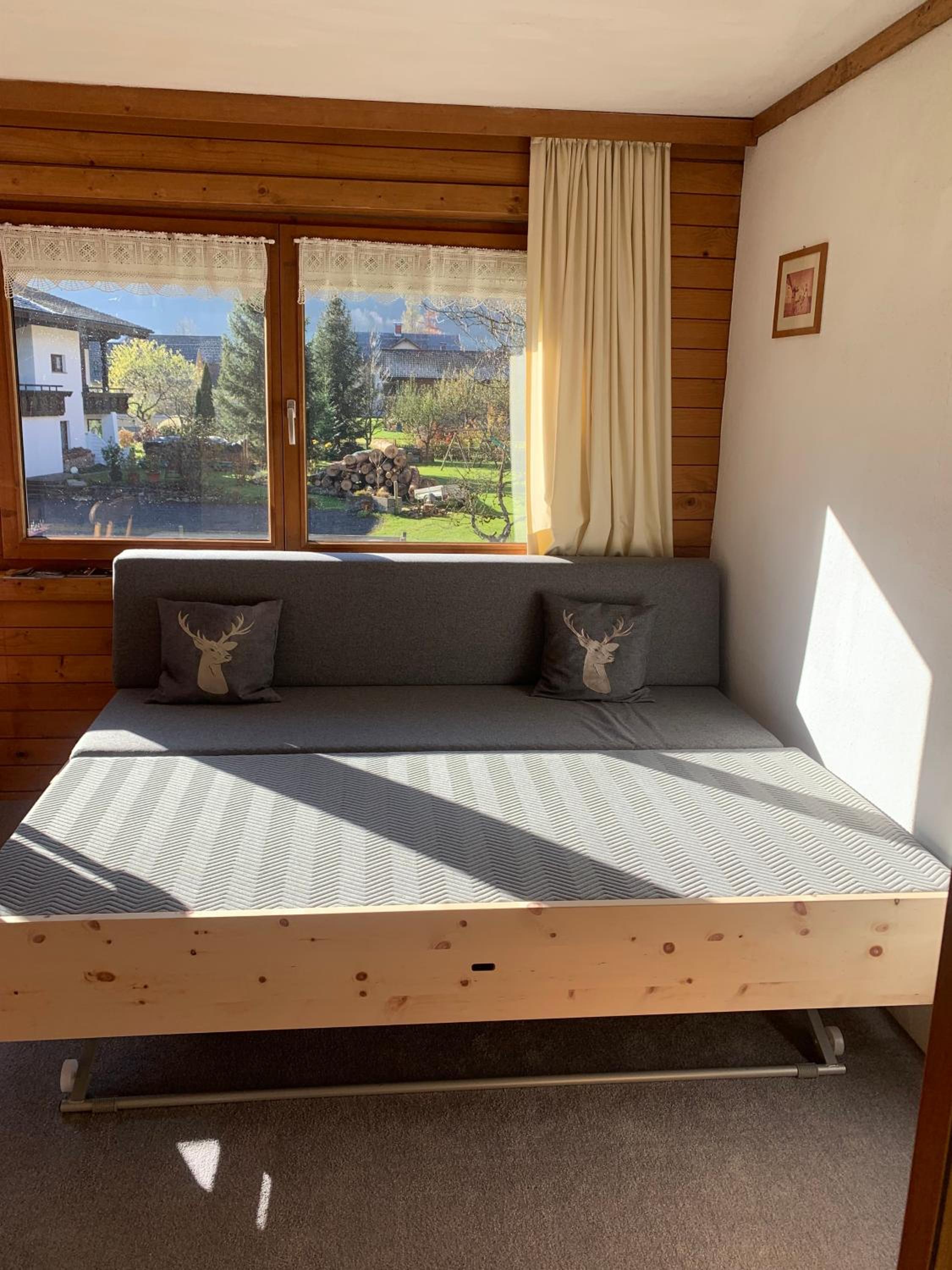 Two-Bedroom Apartment with Balcony photo 2