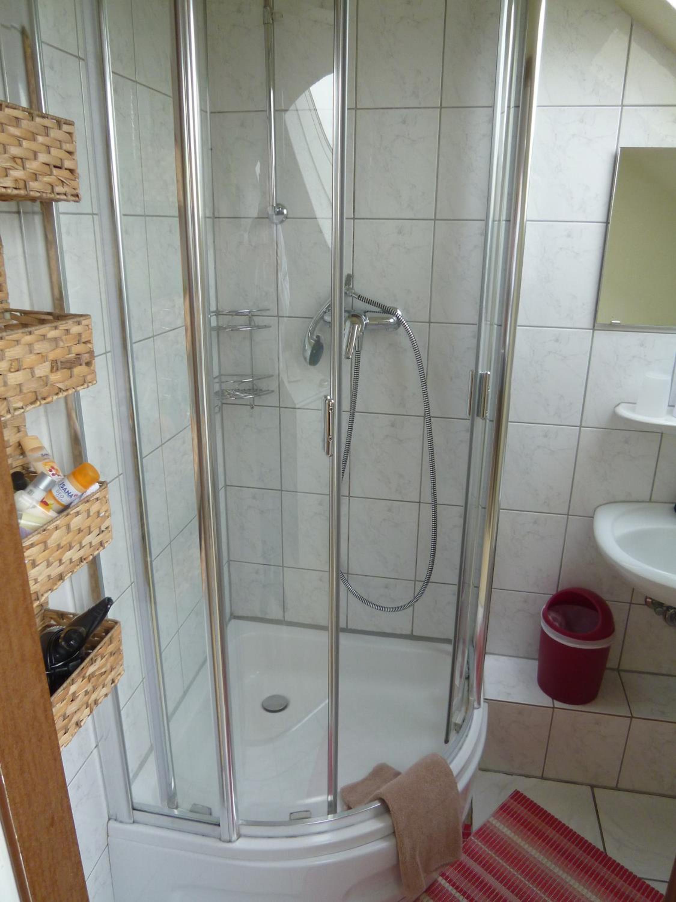 Two-Bedroom Apartment (4 Adults) - Photo 8