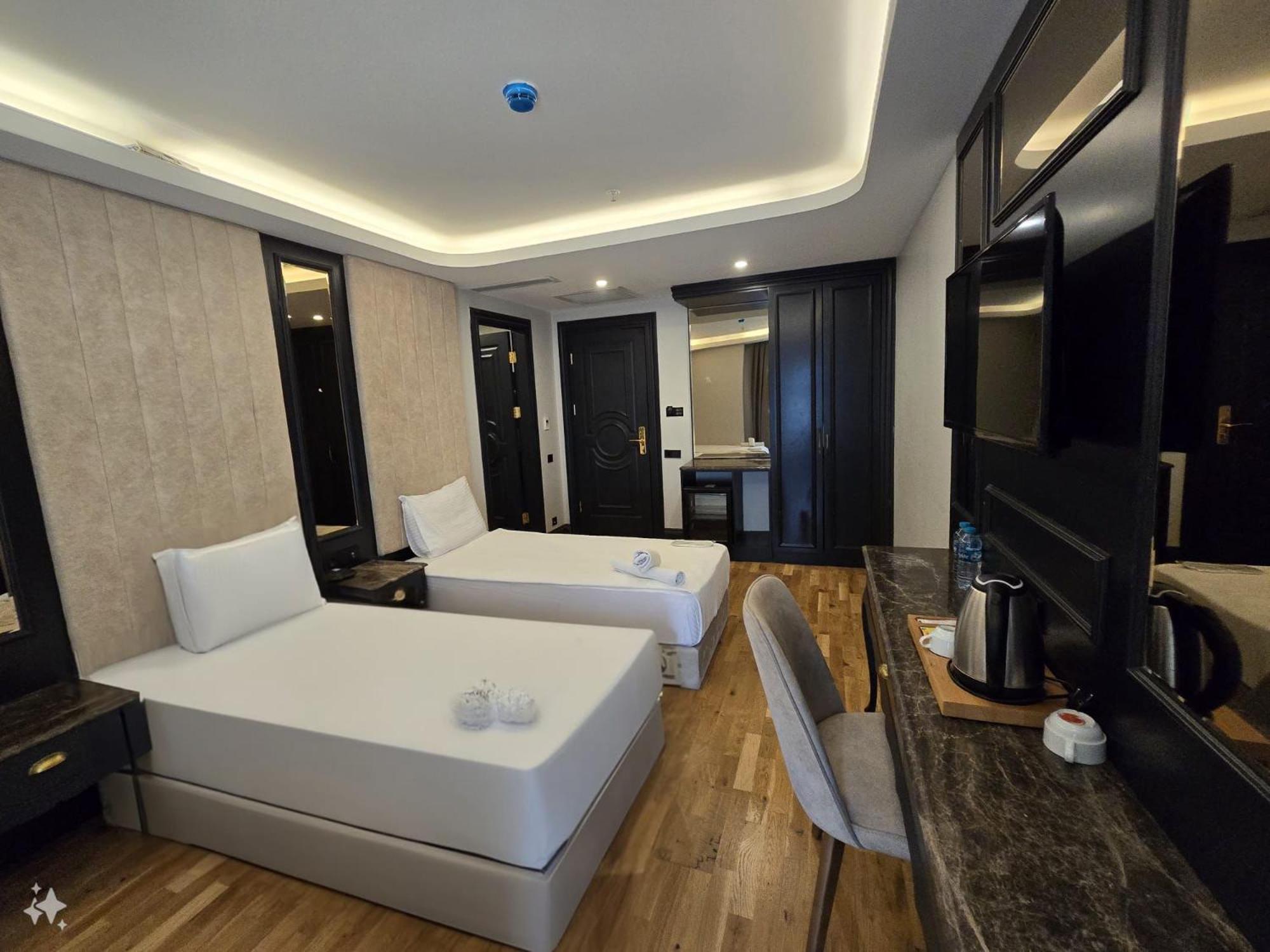 Superior Triple Room