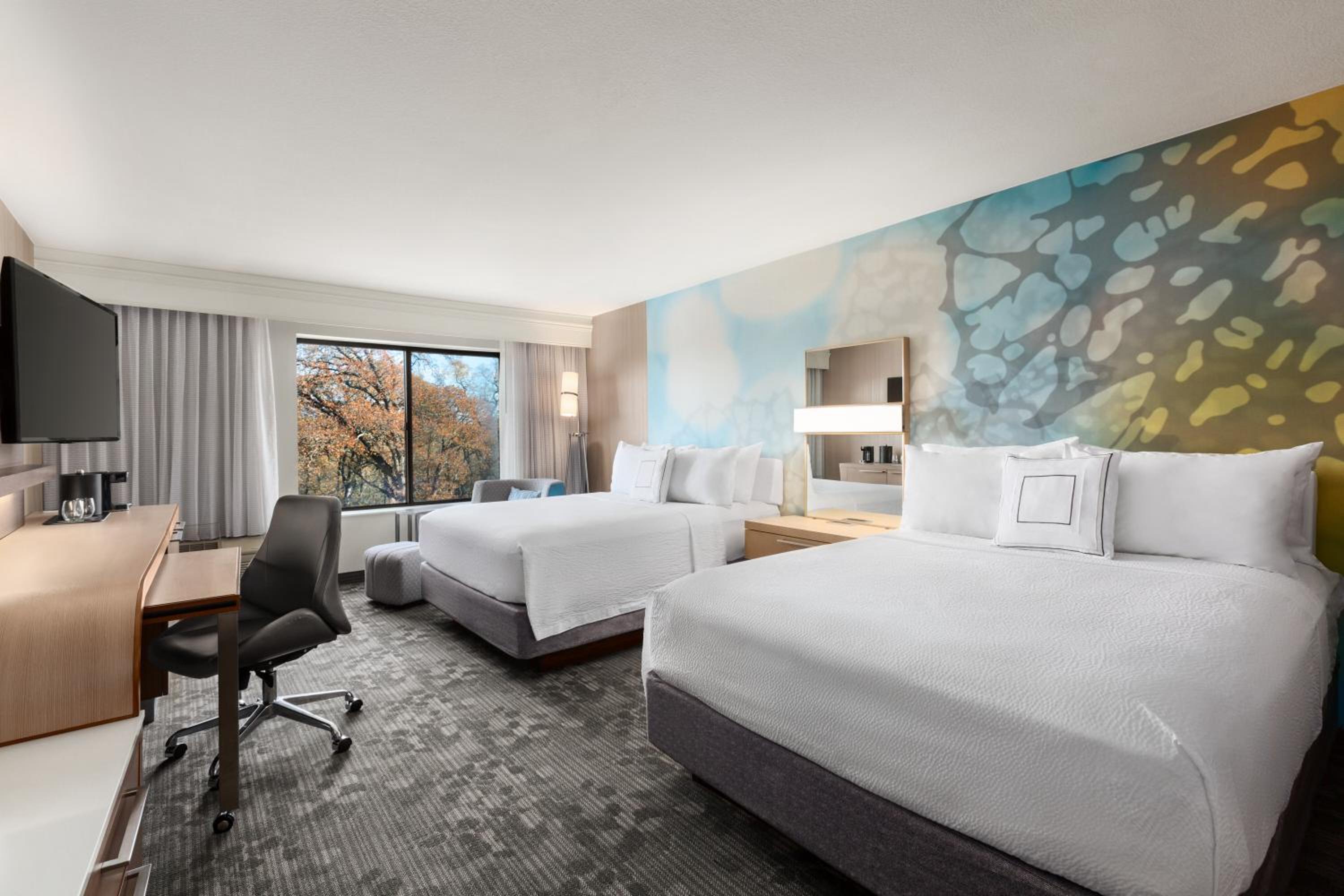 Queen Room with Two Queen Beds - Hearing Accessible - Photo 1