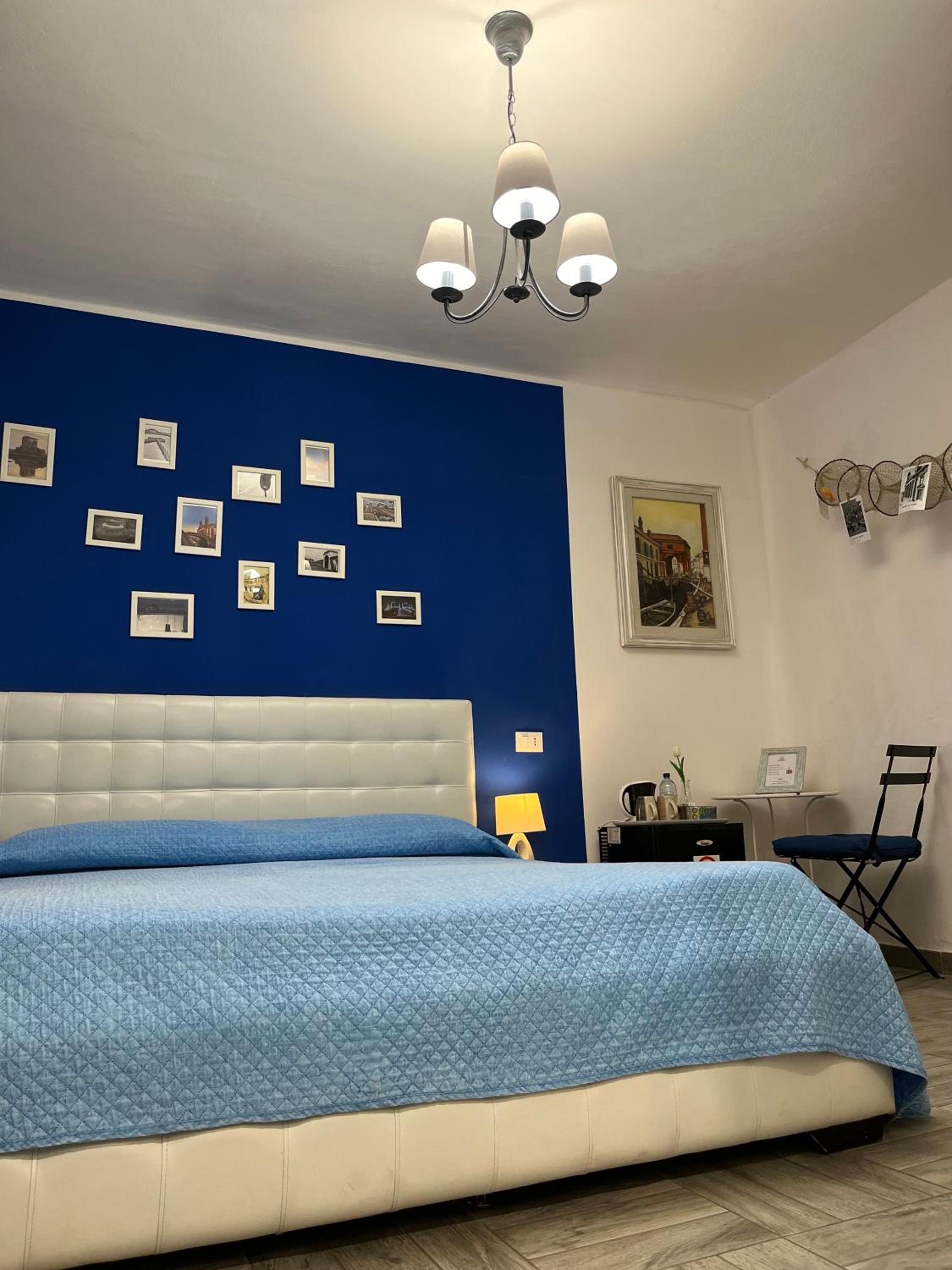 Double Room - Photo 9