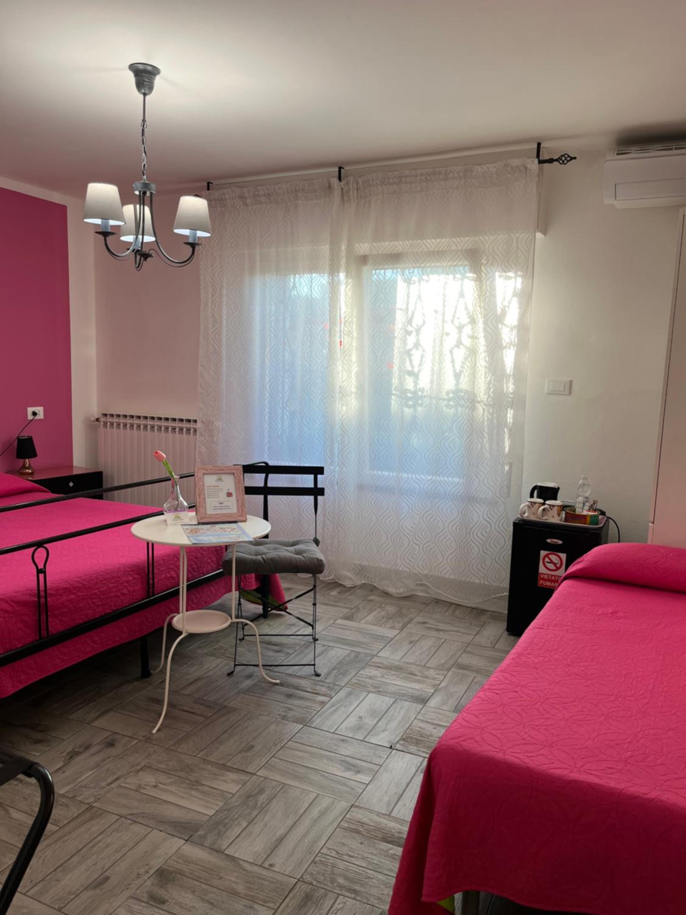Triple Room - Photo 8