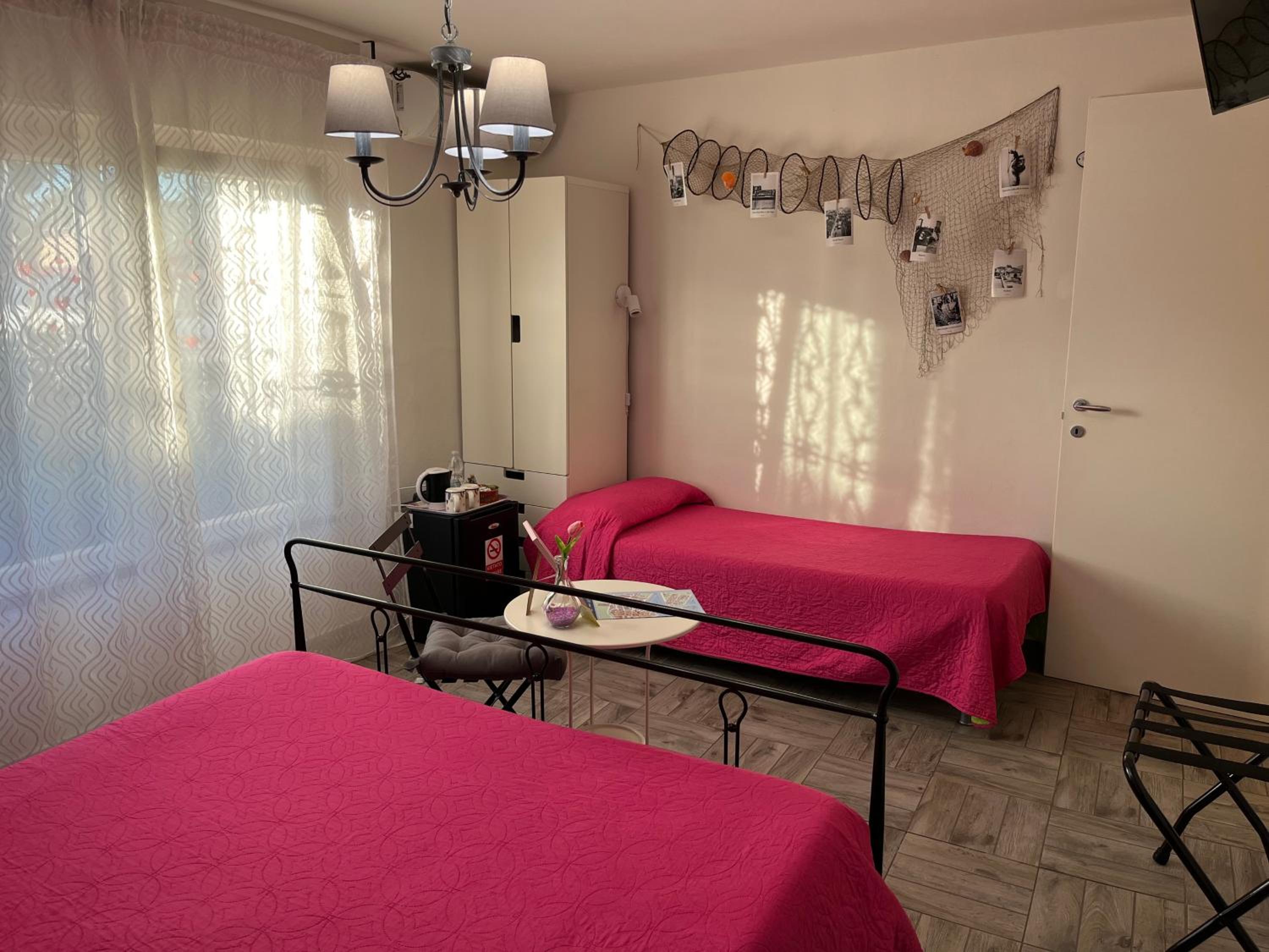 Triple Room - Photo 7