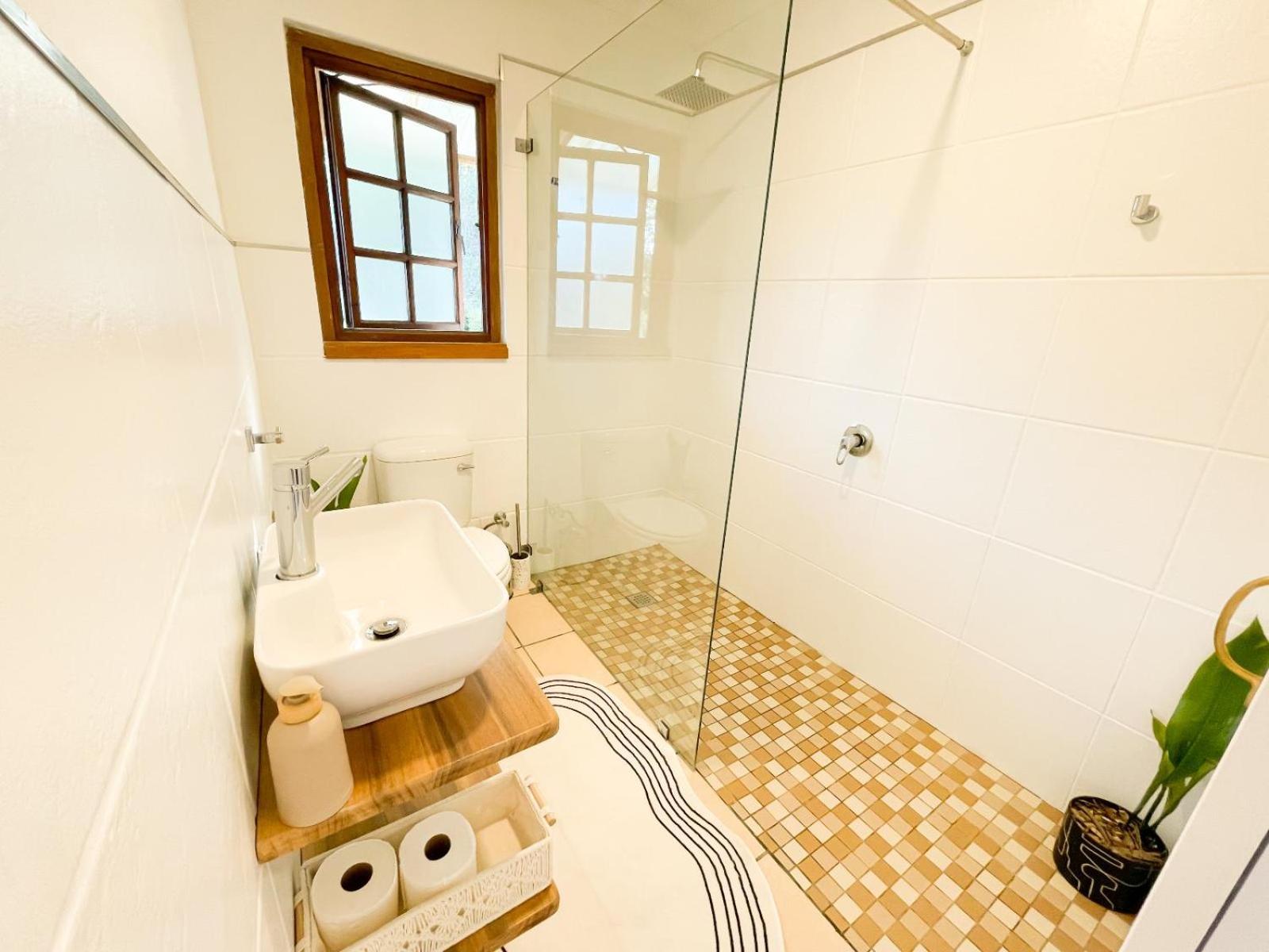 Two-Bedroom Cottage photo 3