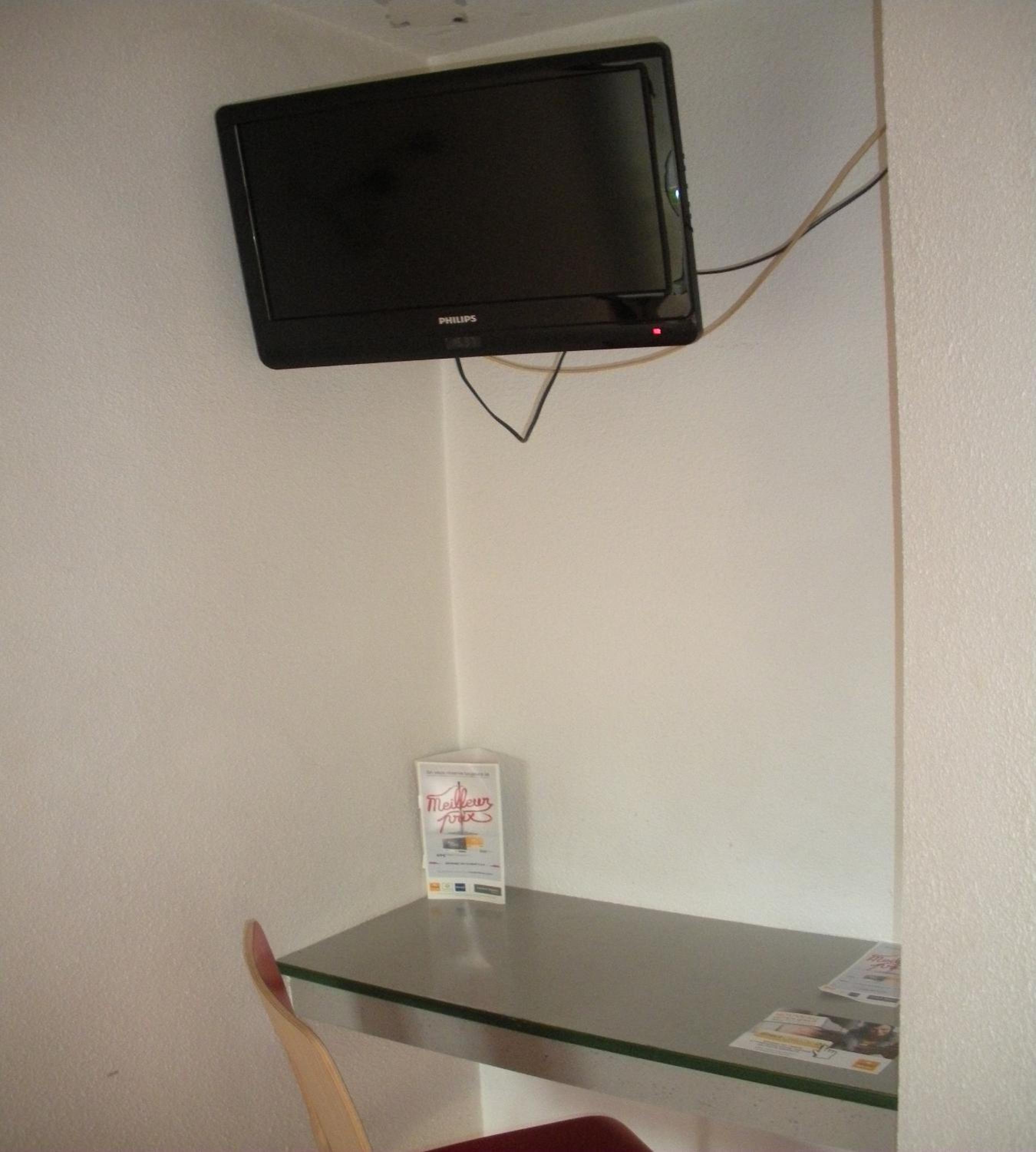 Standard Queen Room - Photo 2