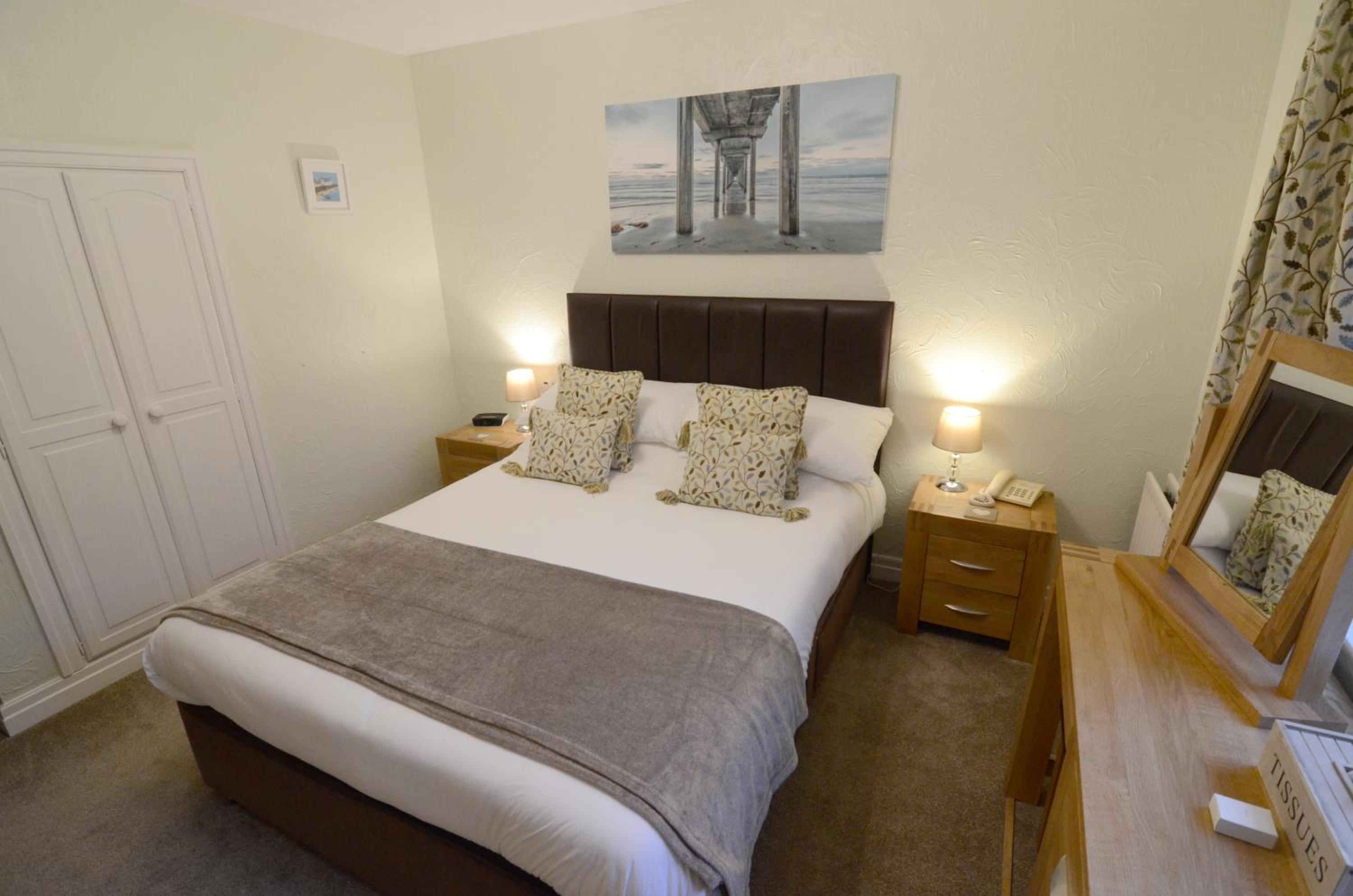 Double Room with Private Bathroom photo 3