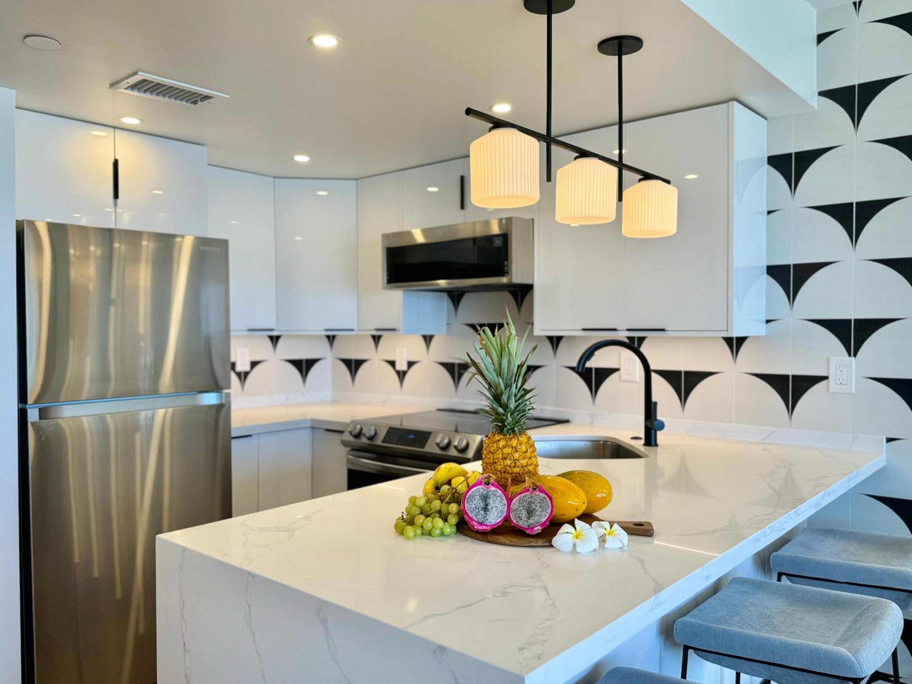 Panoramic Oceanview Resort - Full Kitchen in Each Unit, 2 Swimming Pools, Onsite Restaurants, Fireworks Every Friday: One-Bedroom Apartment - Oceanfront photo