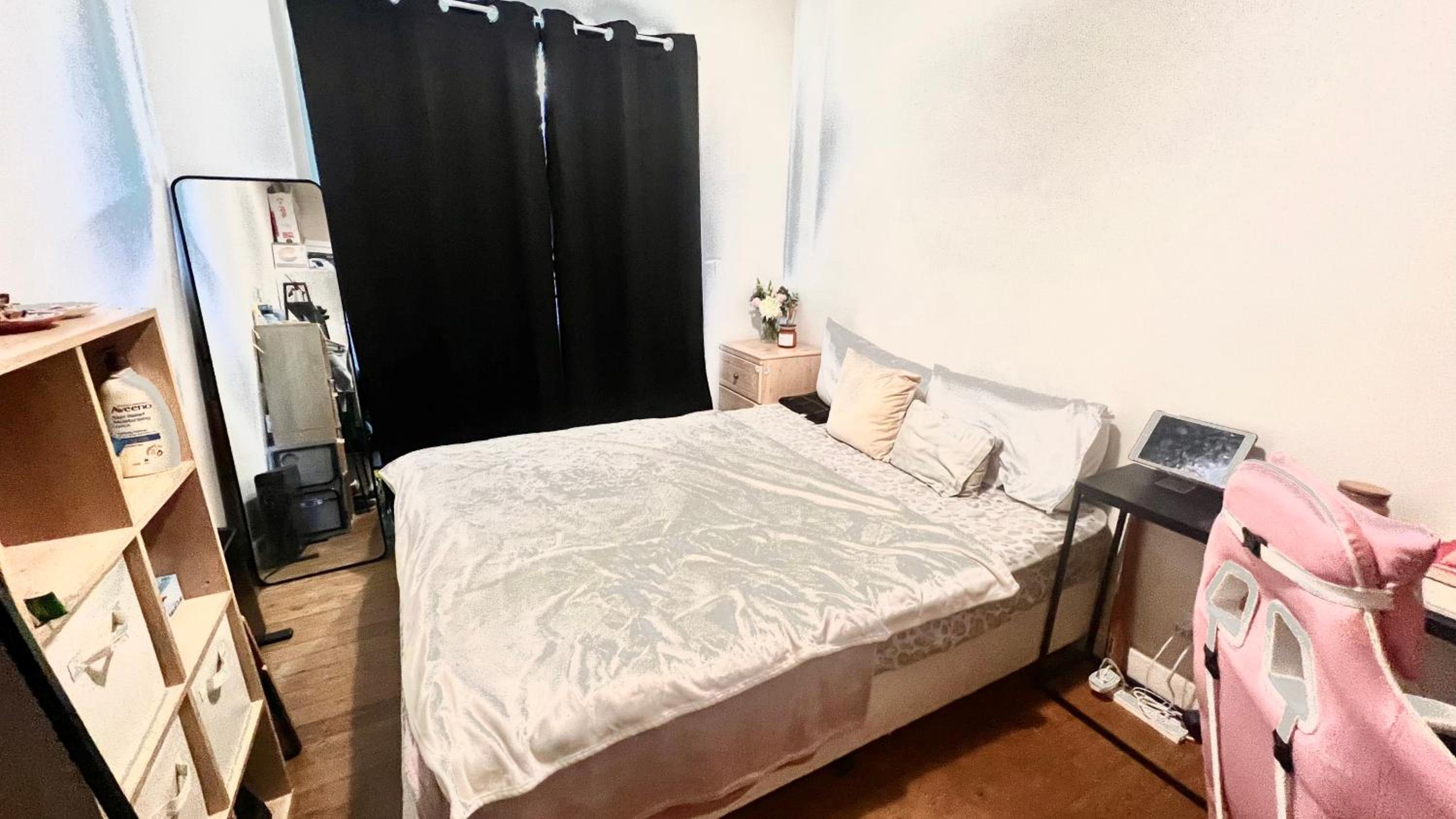 Budget Twin Room photo 2