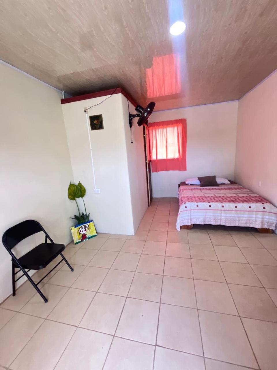 Economy Triple Room photo 1