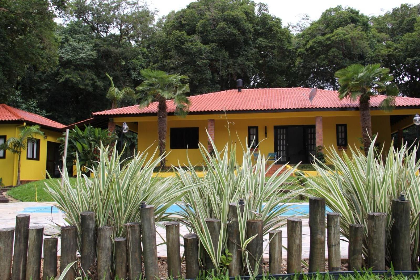 Three-Bedroom House photo 2