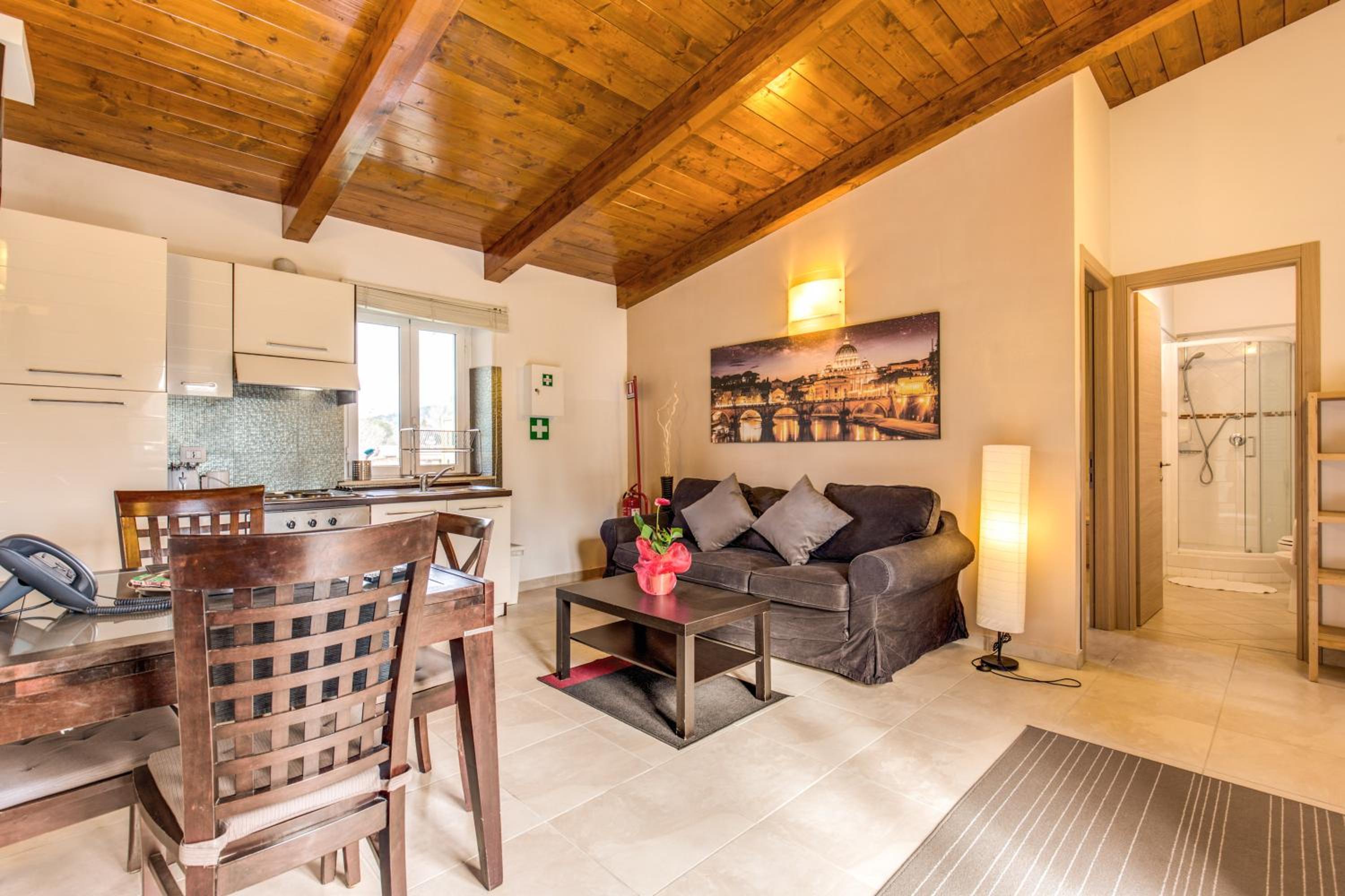 Superior One-Bedroom Apartment with Balcony photo 2