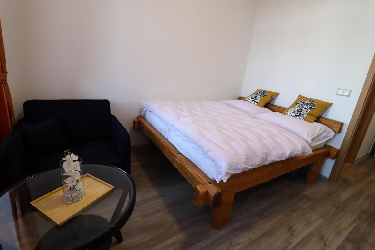 Double Room with Extra Bed photo 3