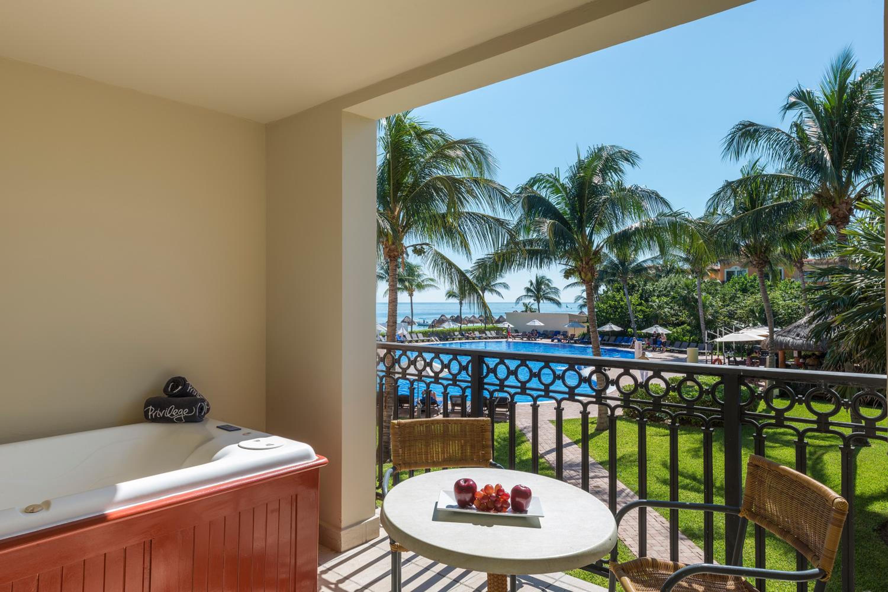 Privilege Junior Suite Ocean View - Photo 4