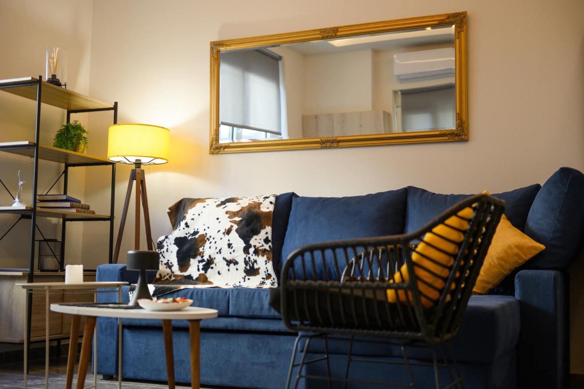 One-Bedroom Apartment photo 1