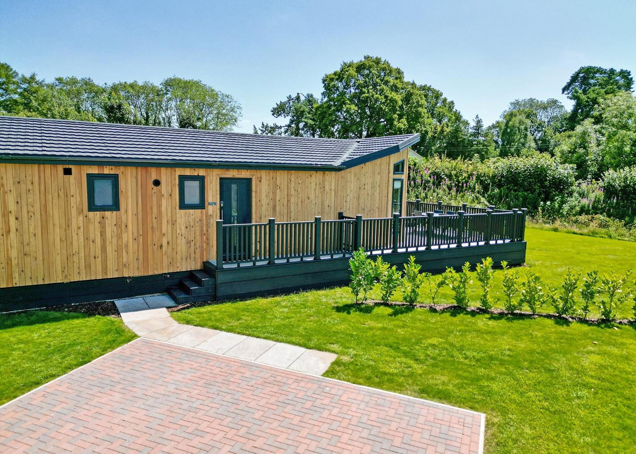 Three-Bedroom Chalet photo 2