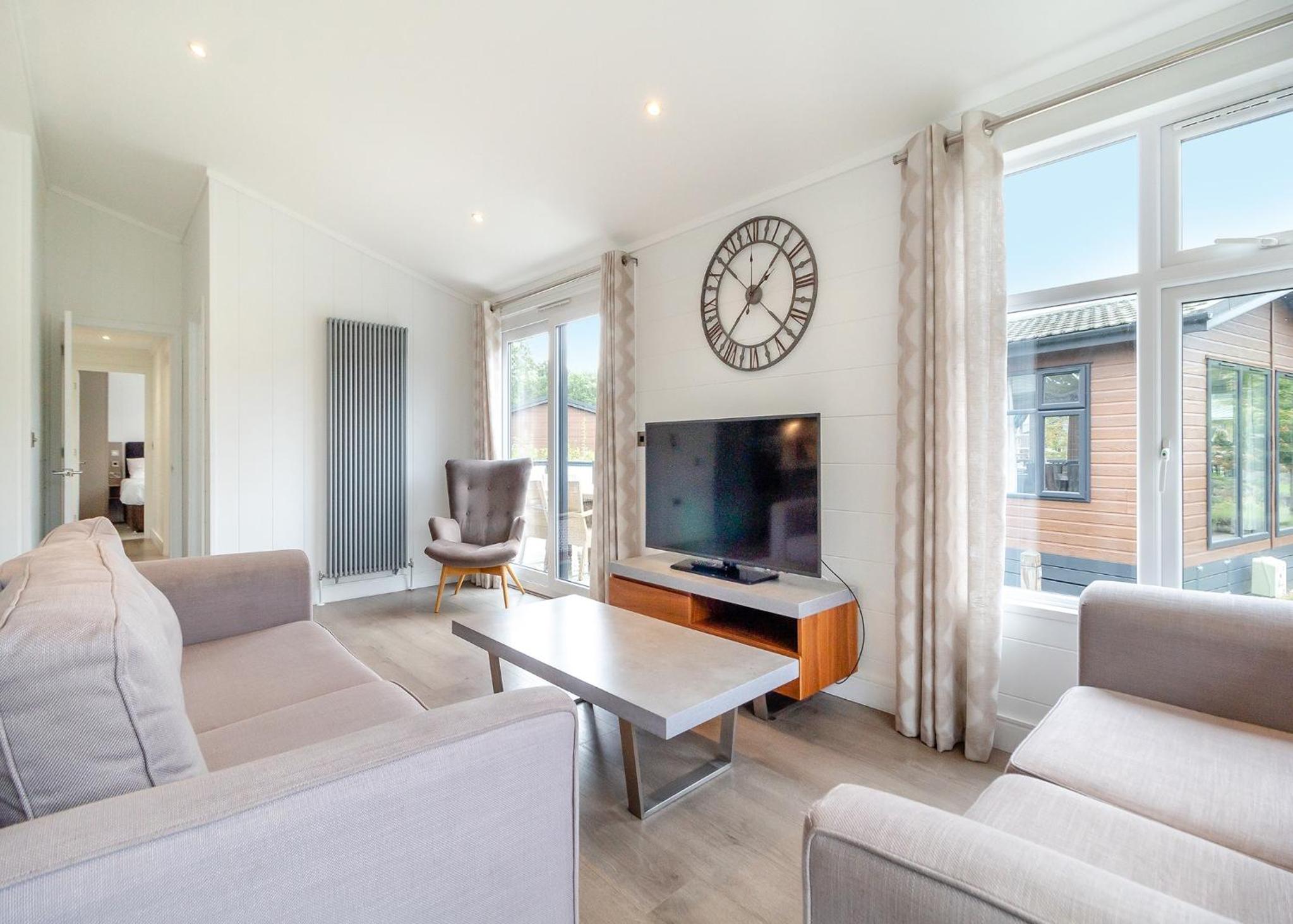 Five-Bedroom Lodge