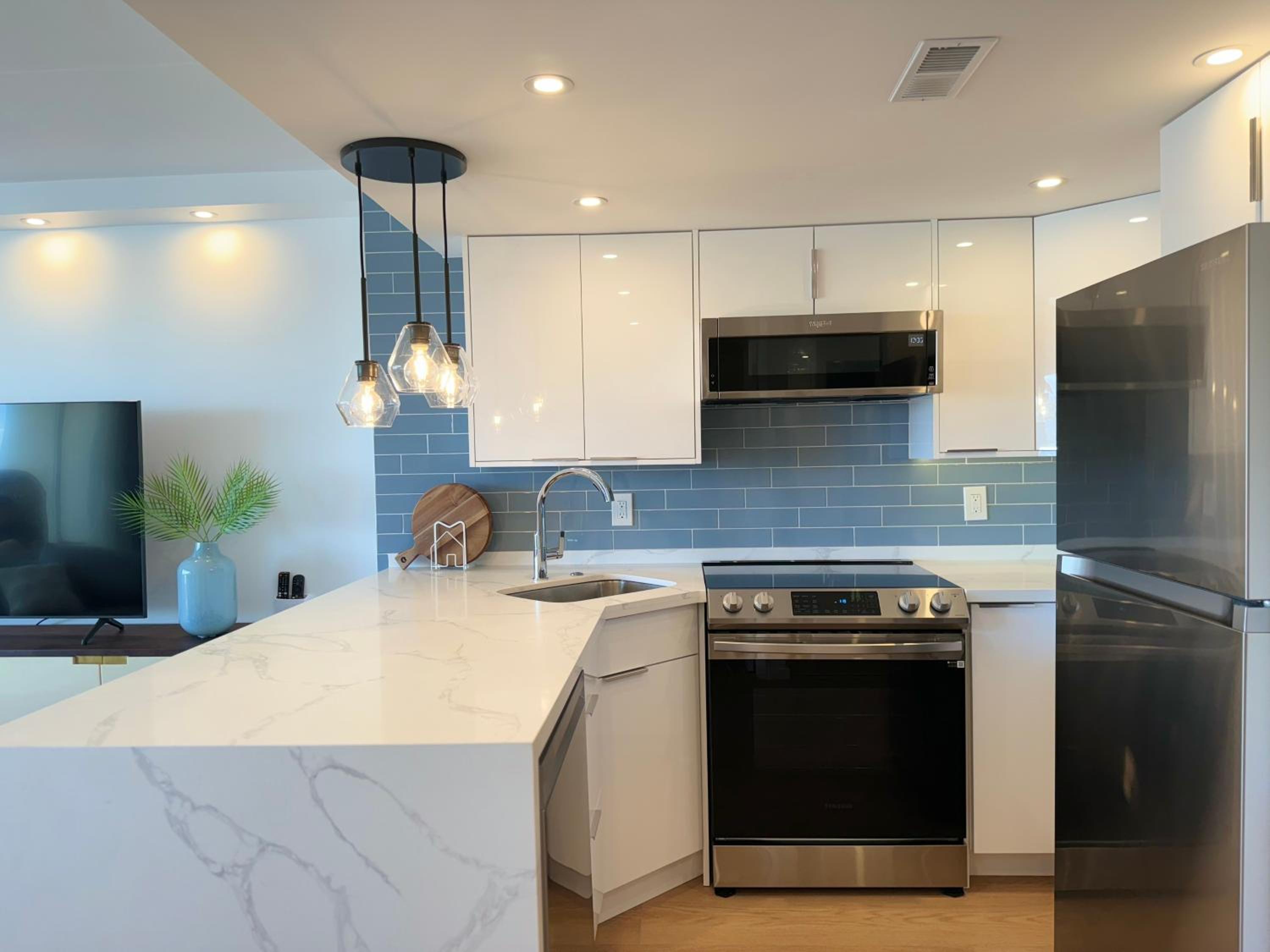 Panoramic Oceanview Resort - Full Kitchen in Each Unit, 2 Swimming Pools, Onsite Restaurants, Fireworks Every Friday: One-Bedroom Apartment - Oceanfront photo